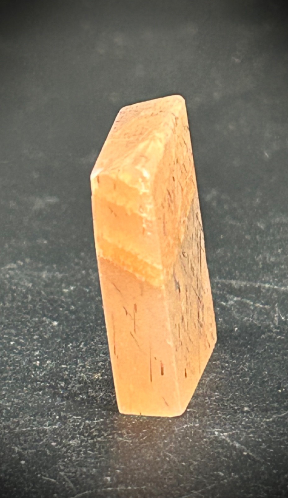 0.97″ Rare Rainbow Lattice Sunstone 7 grams (35 ct)