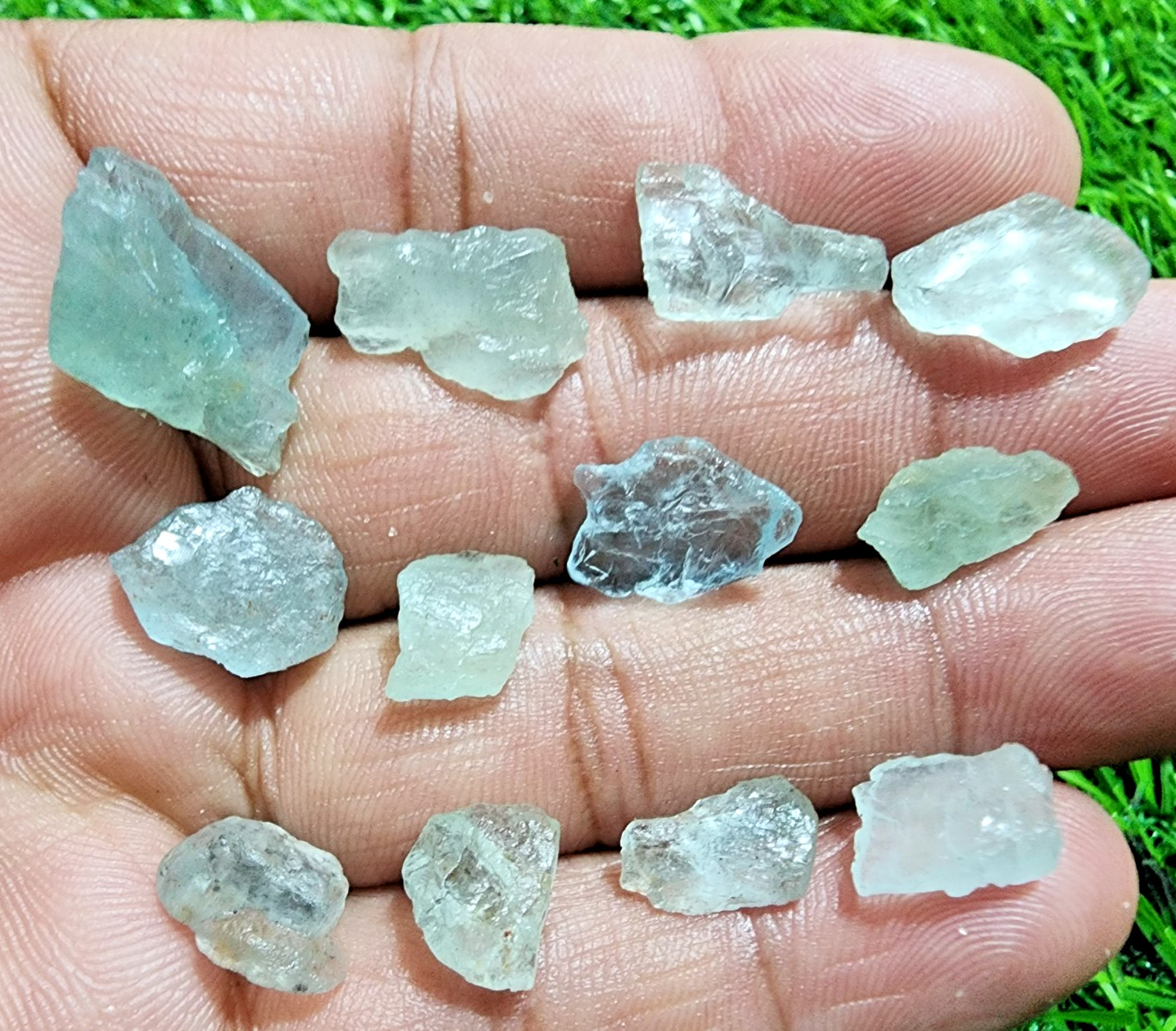 12Pcs AAA+ Blue Aquamarine Gemstone Rough Lot 10-14mm Aquamarine Raw Stone Bulk