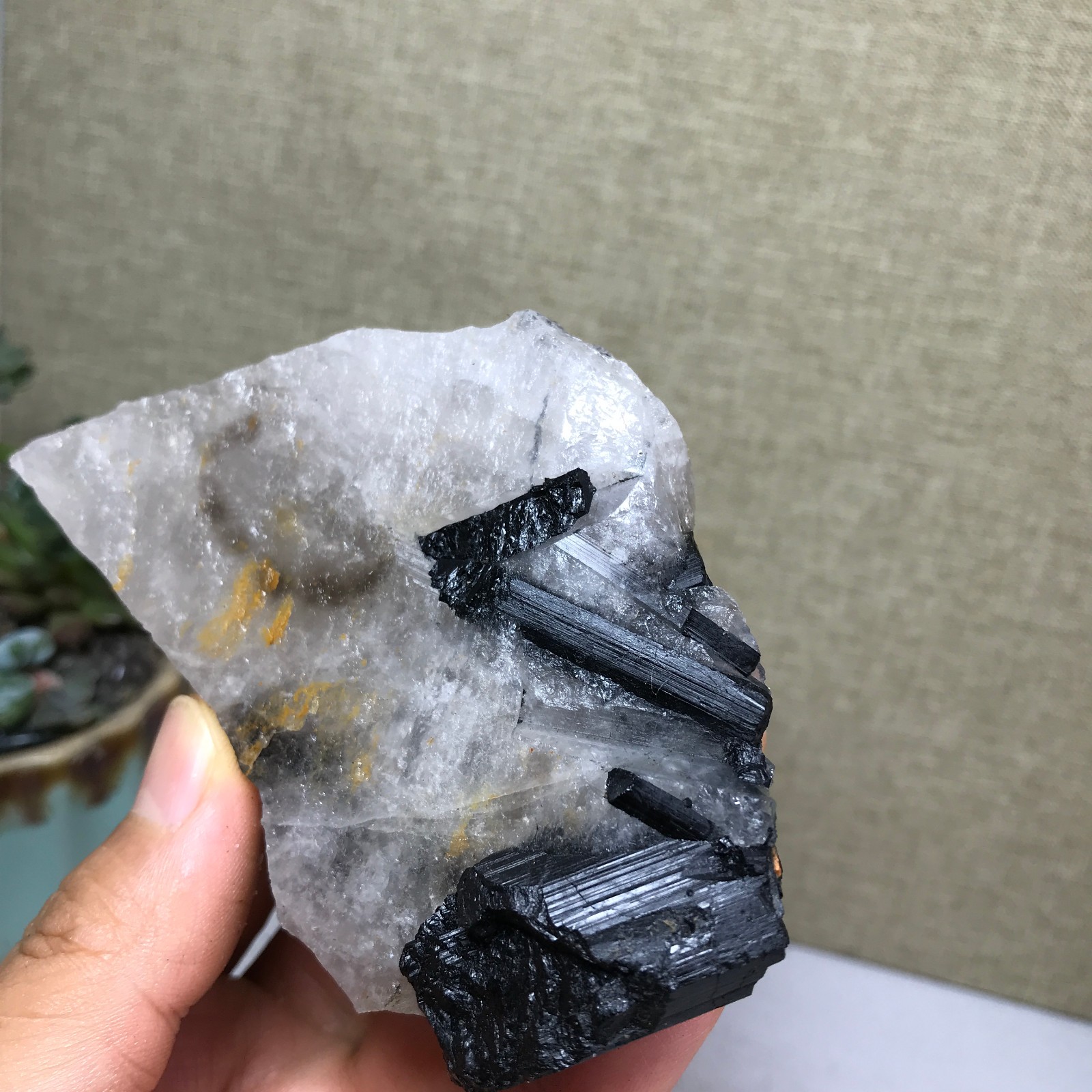 290g Natural tourmaline Crystal paragenesis gemstone original Specimen A4987