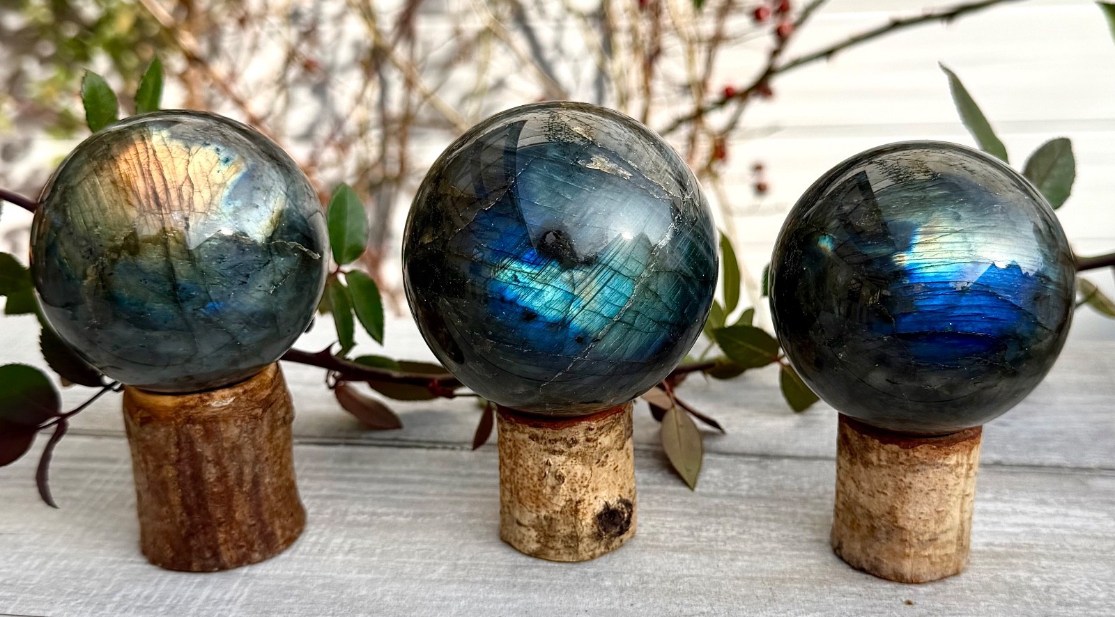 Wholesale Lot 3-5PCs Natural Labradorite Spheres Crystal Healing Energy 2.8-3lbs