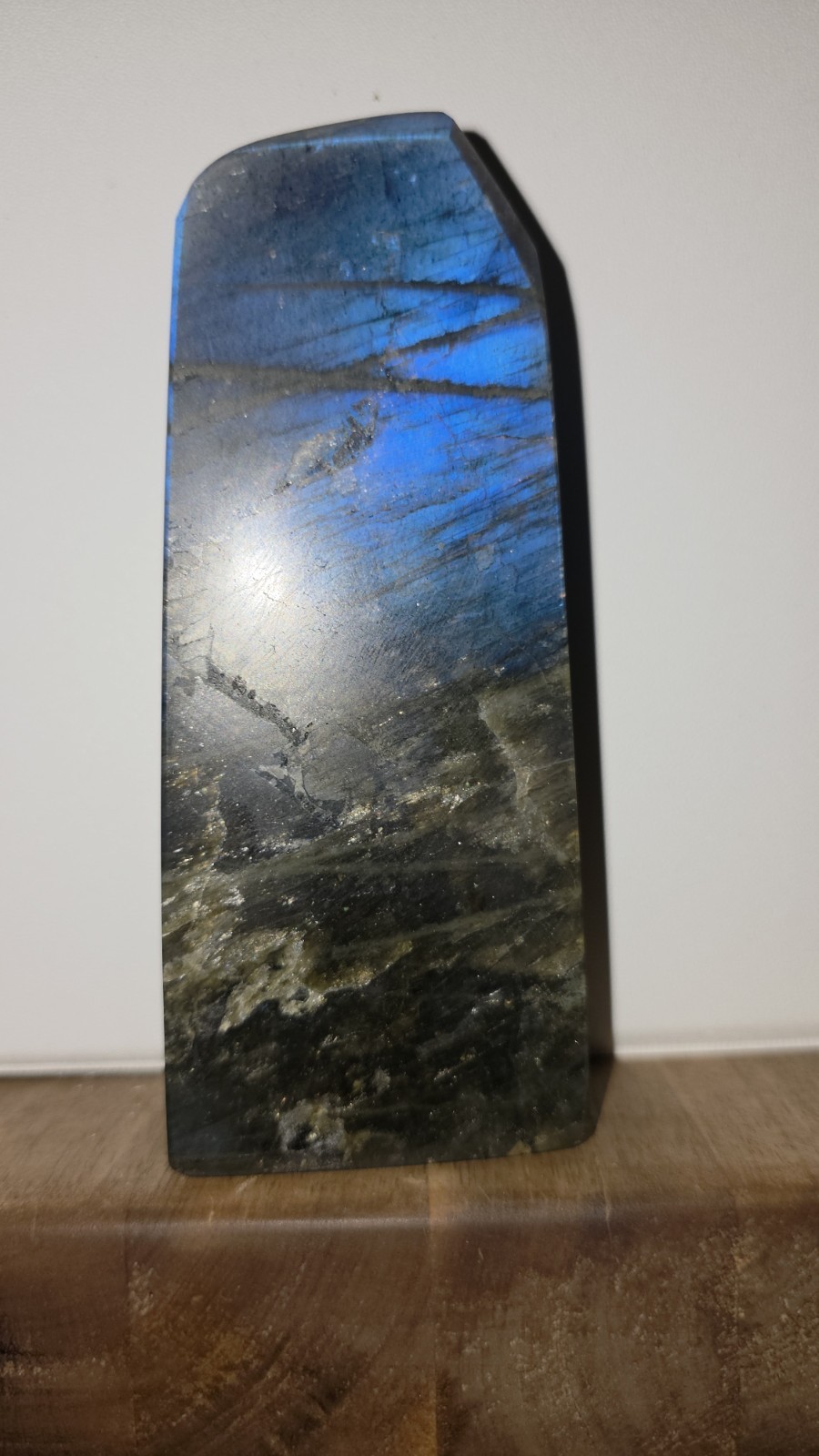 Dark Blue Labradorite Freeform – with Electric Blue Fire