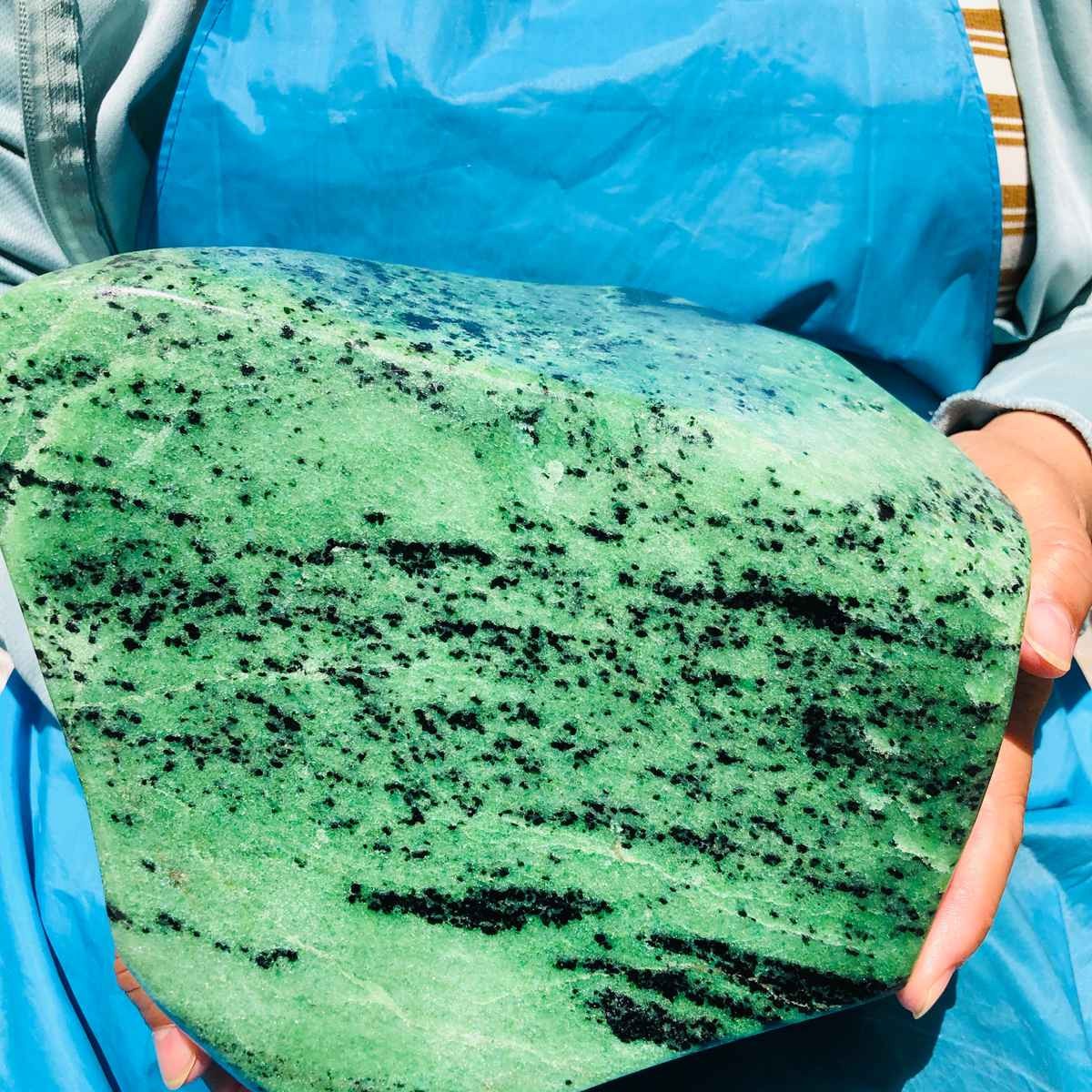 18.74LB Natural red and green treasure mineral specimen