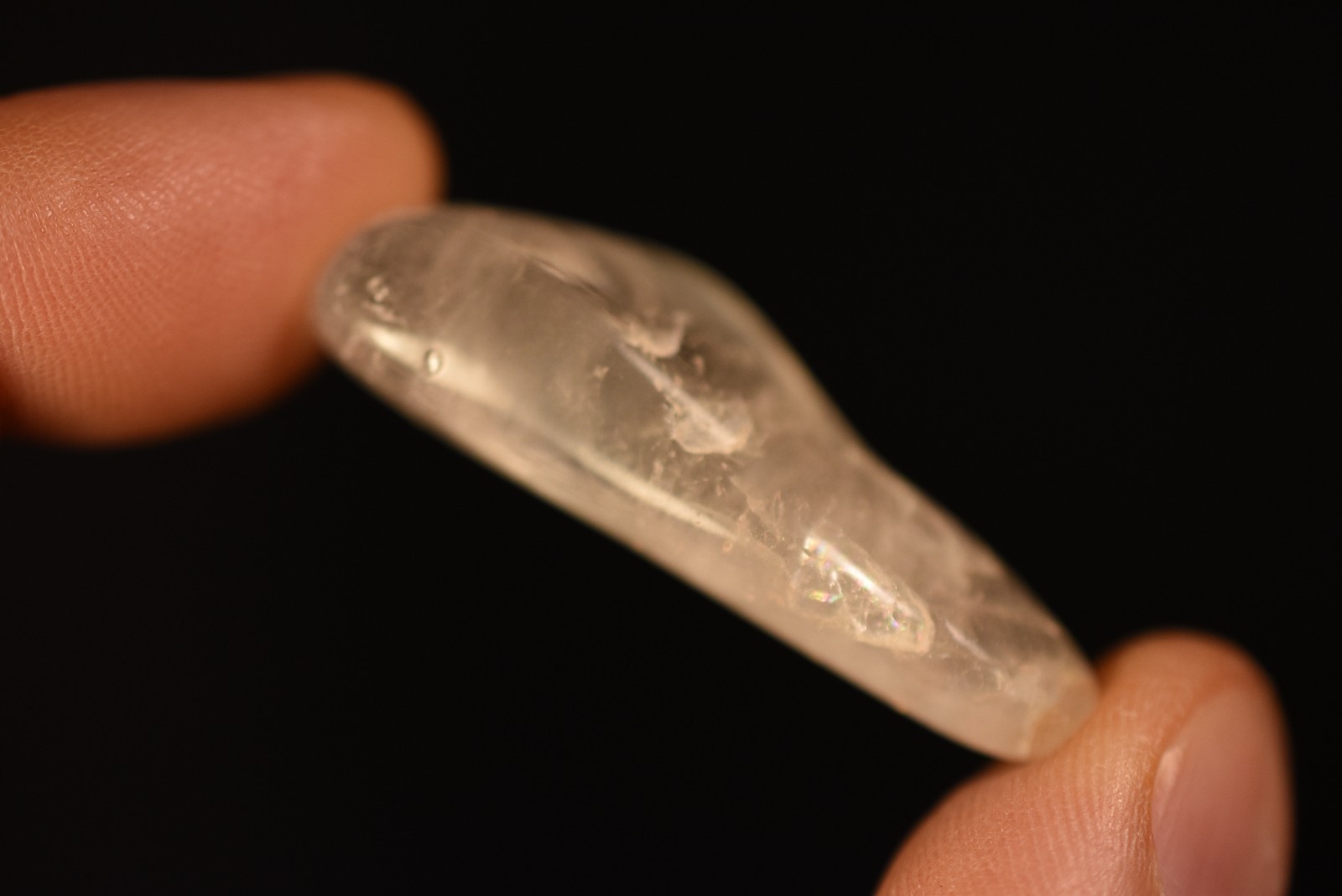 2 *AUSTRALIAN* QUARTZ Tumbled Stones 4cm 21.2g Natural Clear Kingsgate NSW