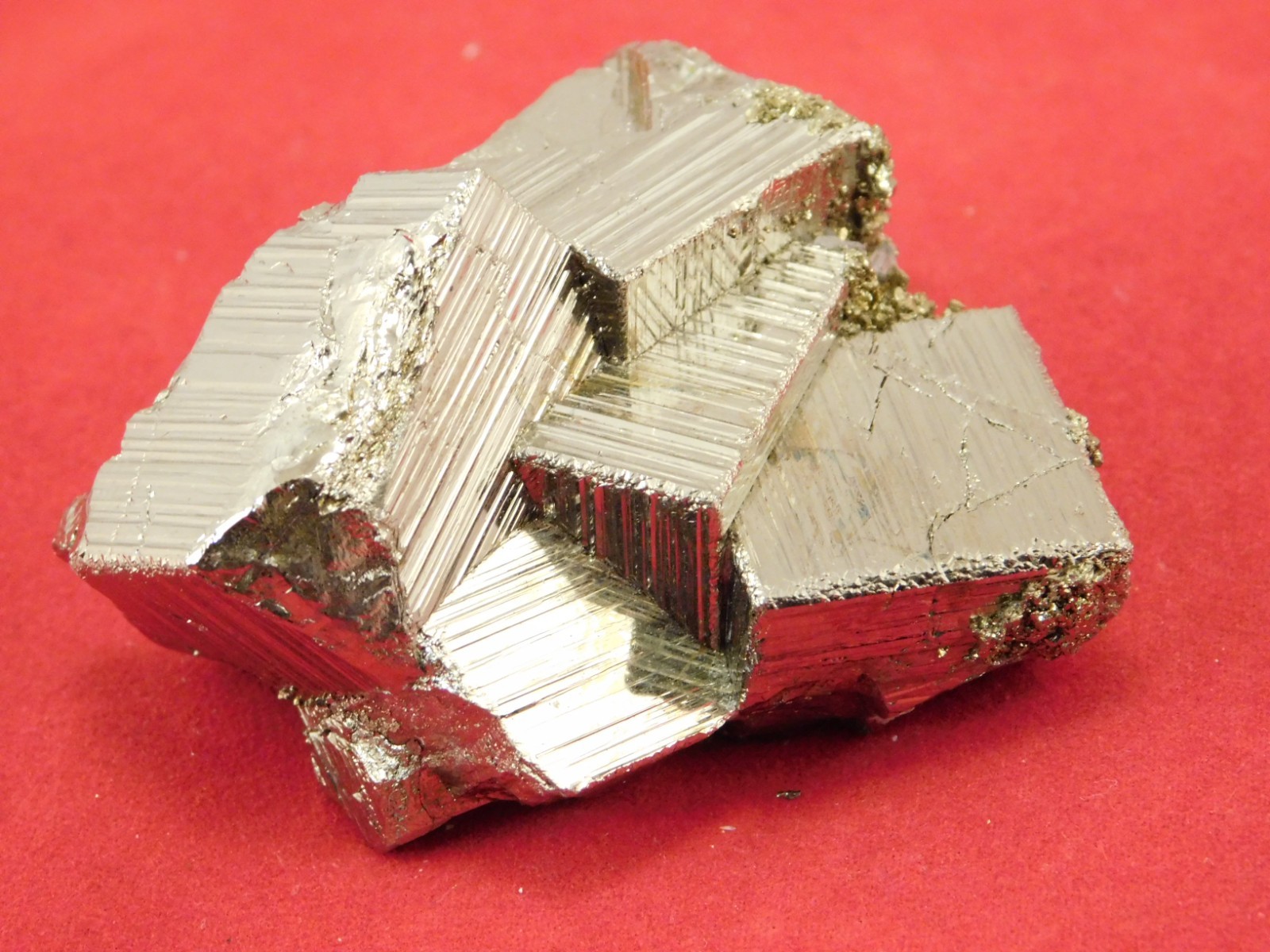 PYRITE Crystal CUBE Cluster 100% Natural Huanzala Mine Peru 93.2gr
