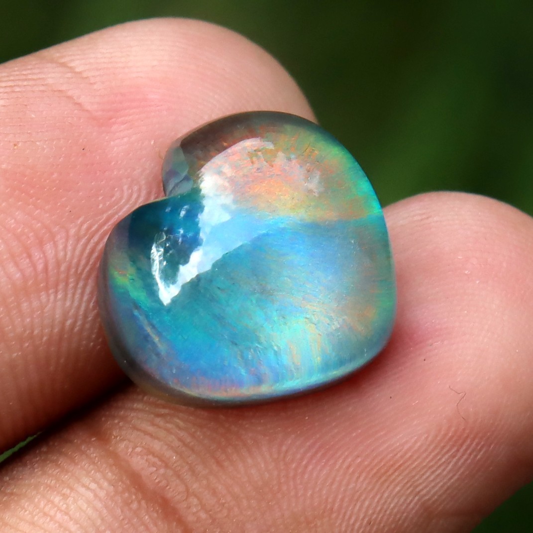 Natural HEART CUT Opal-Like Organic Doublet Loose GGI CERTIFIED GEMSTONE 11 Ct
