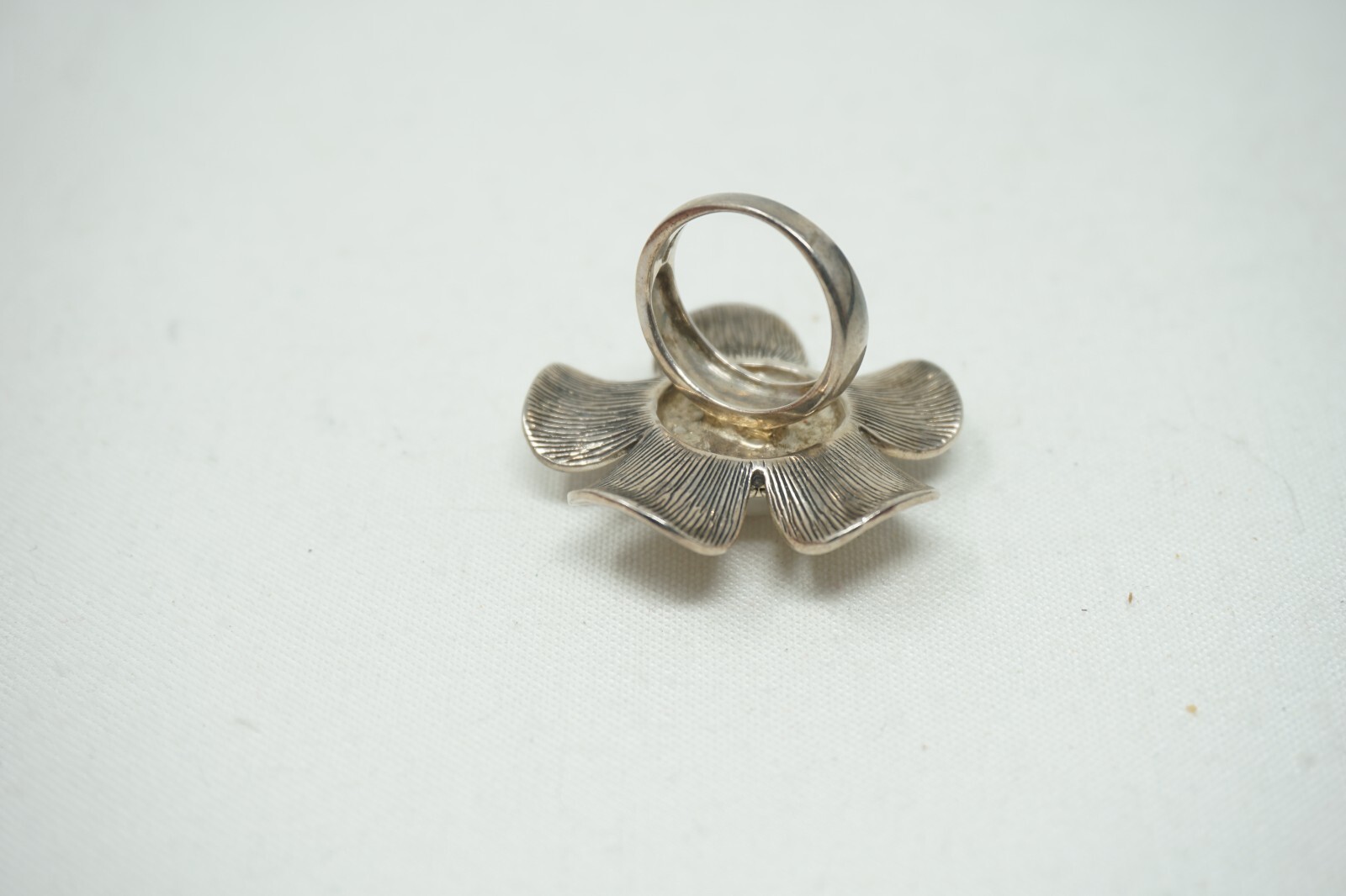 Sterling Sliver Natural Opal Quartz Crystal Agate Round Flower Petal Ring Size 6