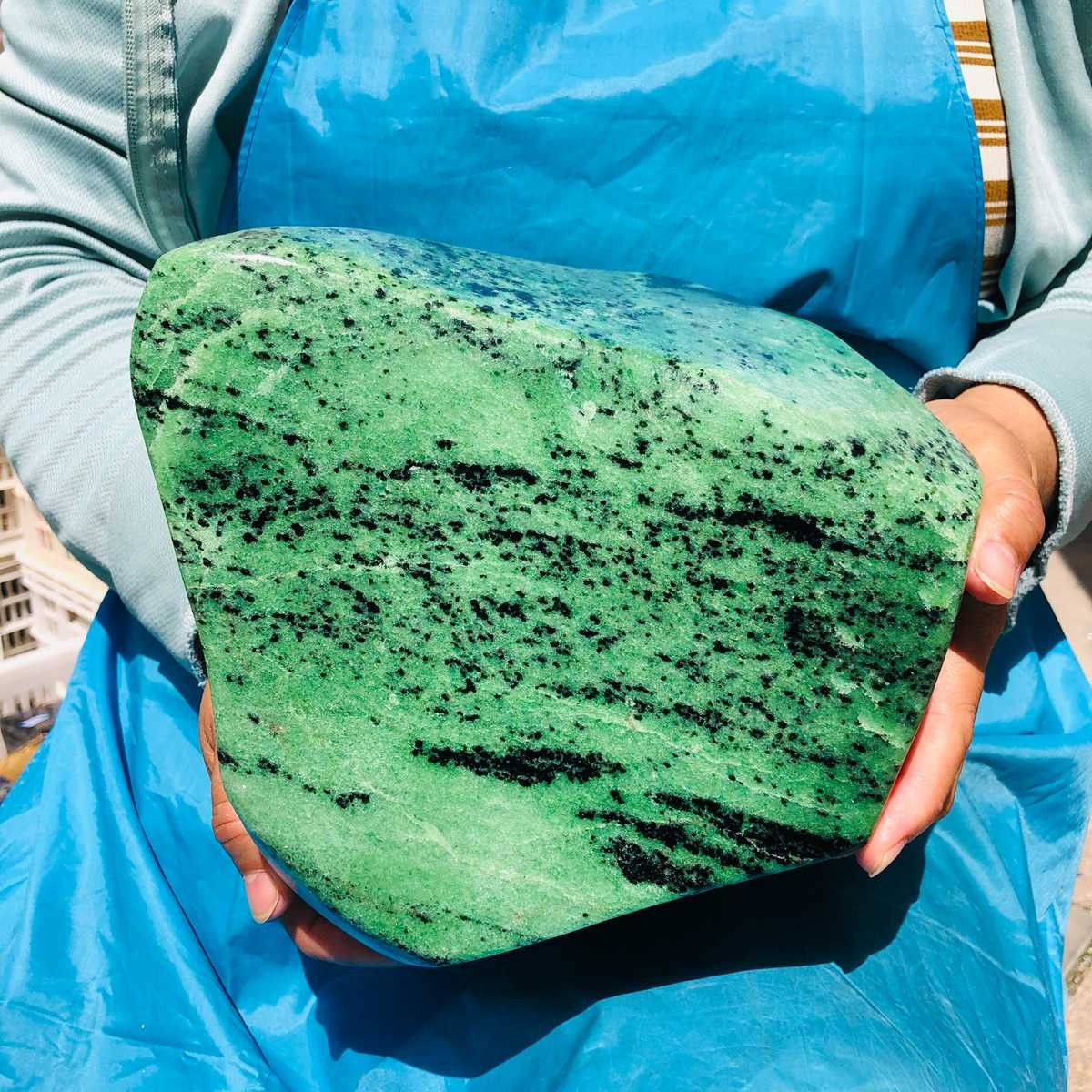 18.74LB Natural red and green treasure mineral specimen