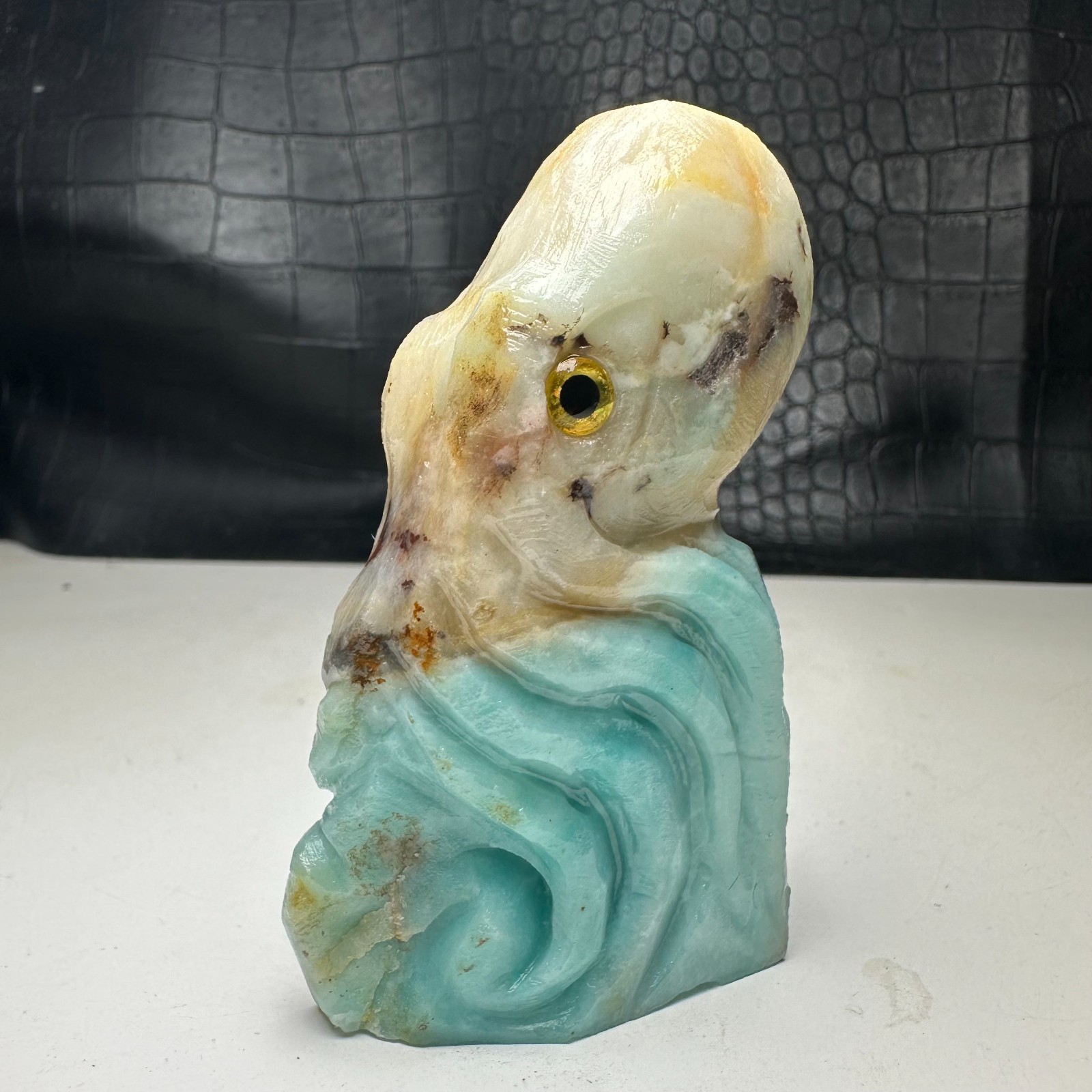 Natural Crystal Mineral Specimen. Amazon Stone. Hand-carved Octopus .Statue.BL