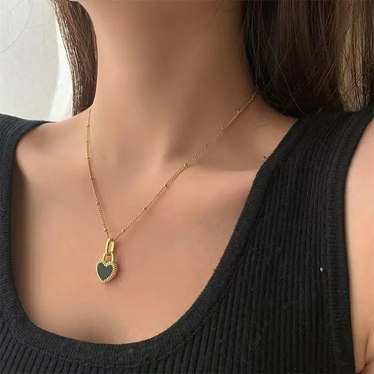 Fashion Jewelry Gold Black Heart Cubic Zircon Pendant Necklace 1PC
