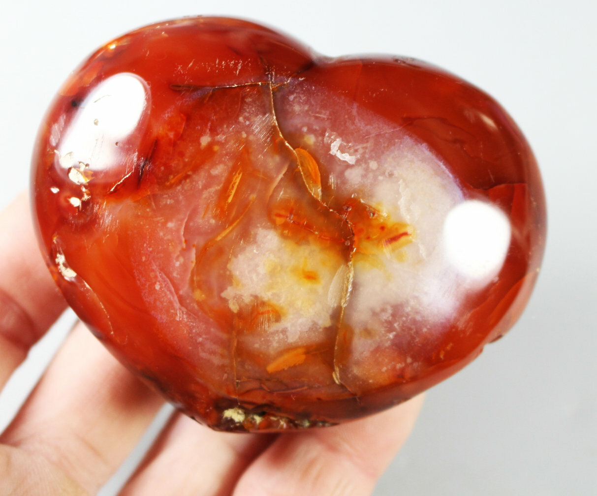 Natural Red Orange CARNELIAN Agate Quartz Crystal Love Heart Palm Stone 226g