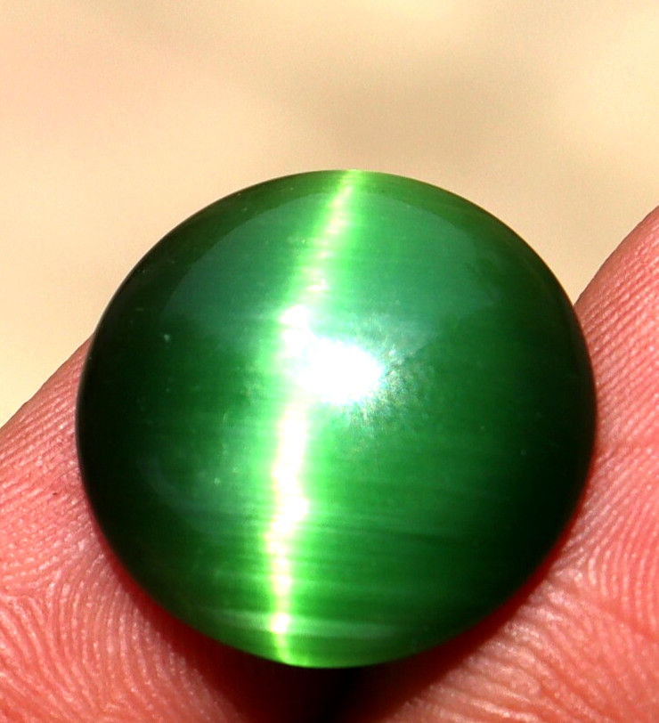 Cats Eye 10.90 Ct Cabochon Certified Chrysoberyl Round Cut Green Loose Gemstone