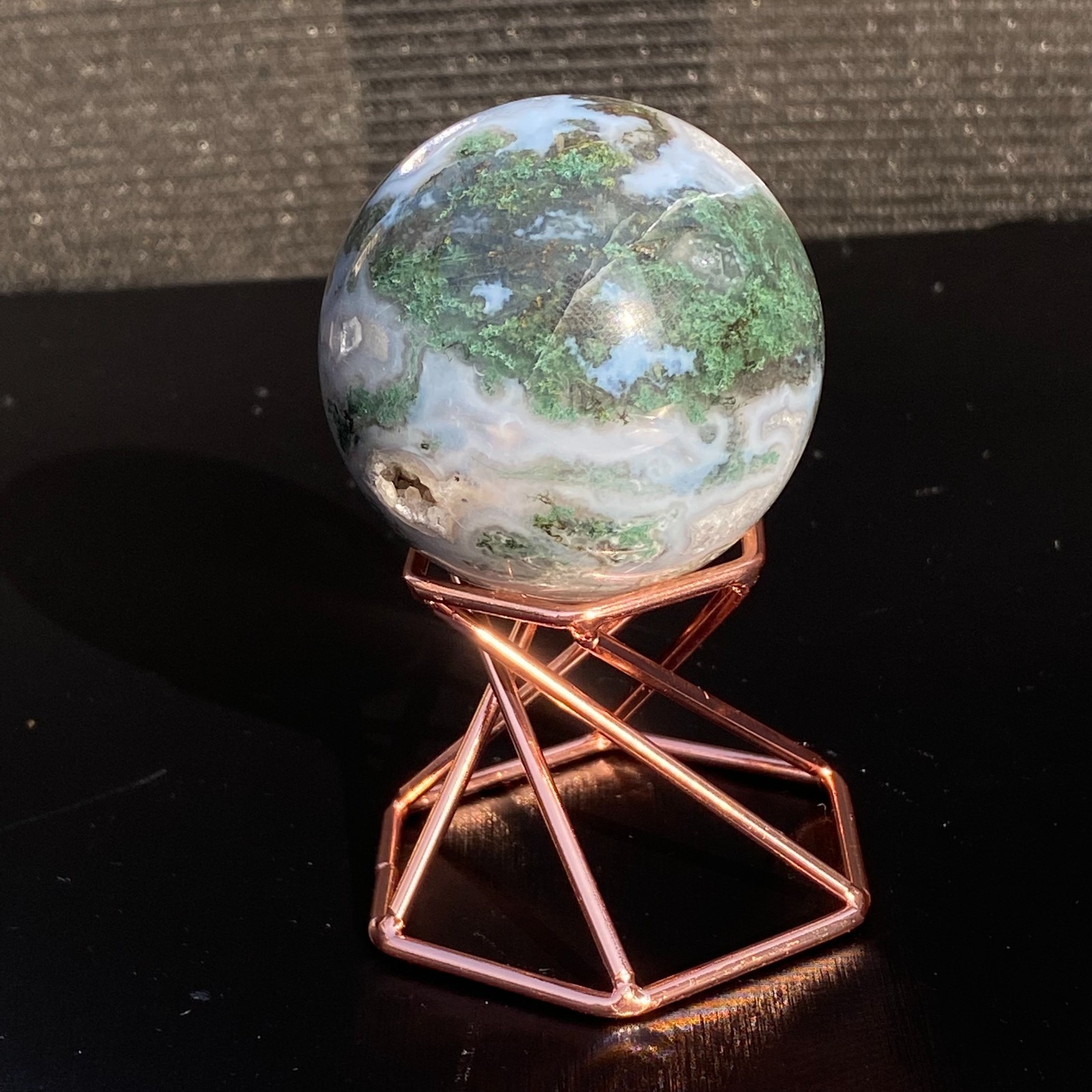205G Natural Aquatic Plants Agate Crystal Sphere watergrass Mossagate Ball