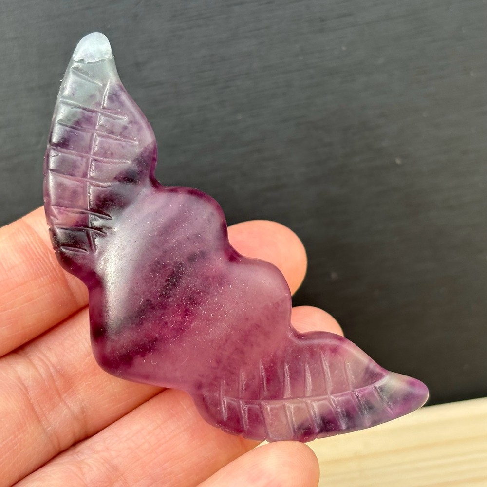 Natural Fluorite Quartz Love Wings Skull Carved Crystal Skull Reiki Healing