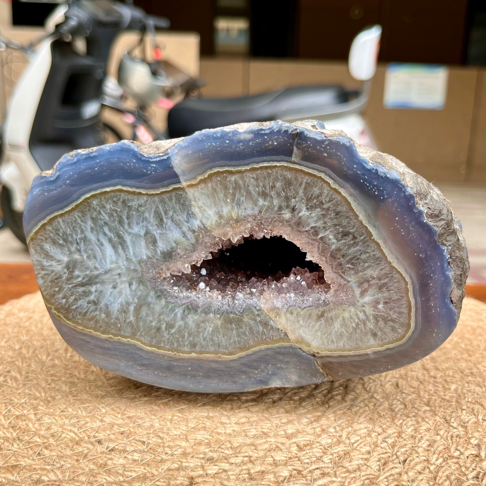 5.8 lb Natural Crystal agate Cluster Cave Gift Display Stone Decor