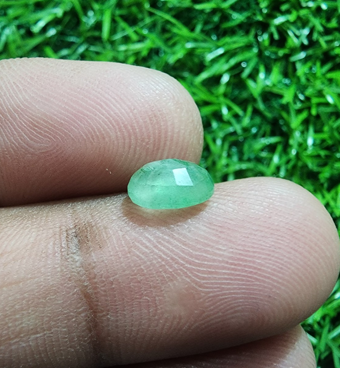 Ultimate Zambian Emerald Oval Shape 1.40 Crt Pretty Green Faceted Loose Gemstone
