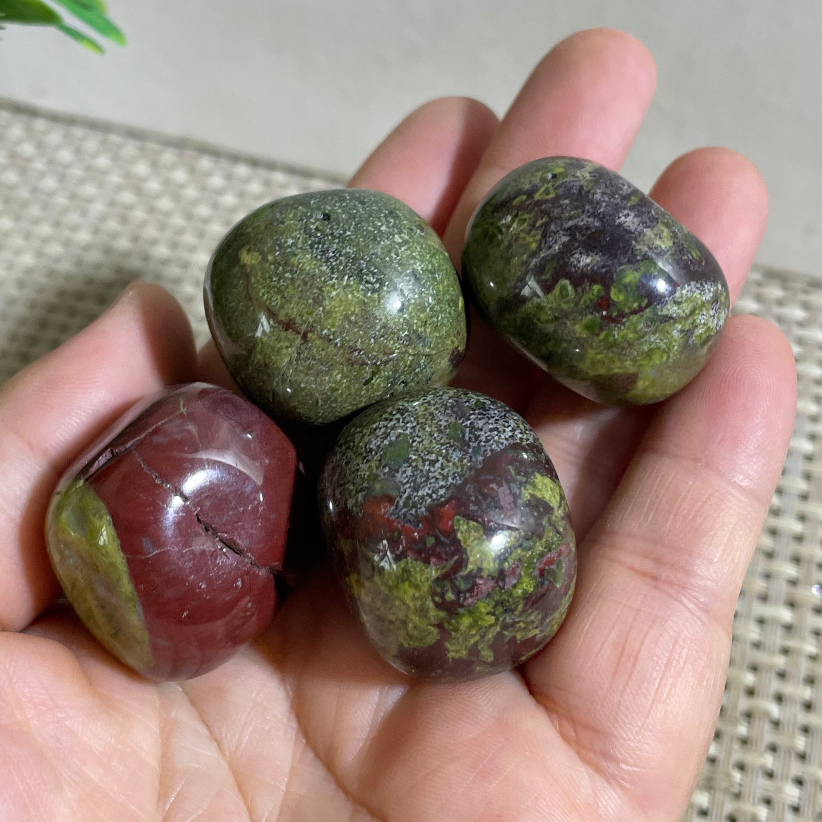 122g Raw Natural dragon blood stone Jasper Rough polished Crystal gemstone
