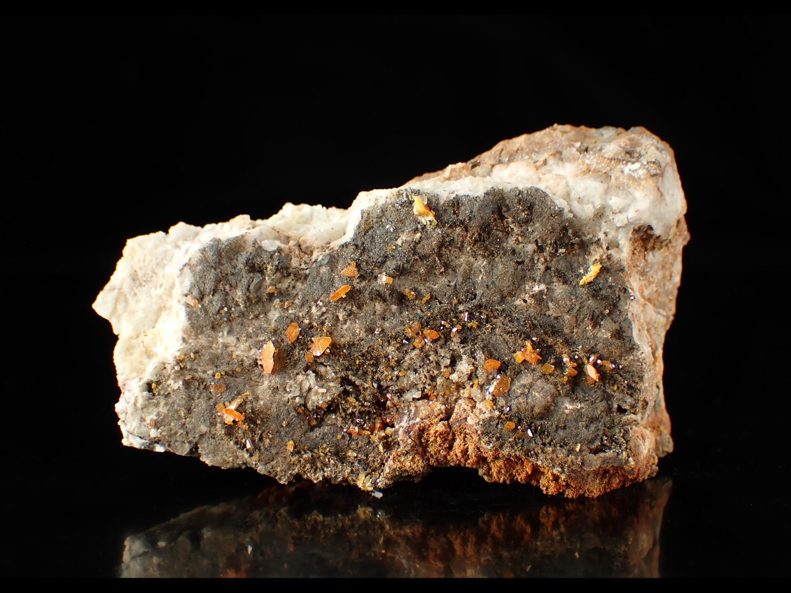 WULFENITE 8,0 x 4,7 x 2,5 cm Red Cloud mine, U.S. 10728