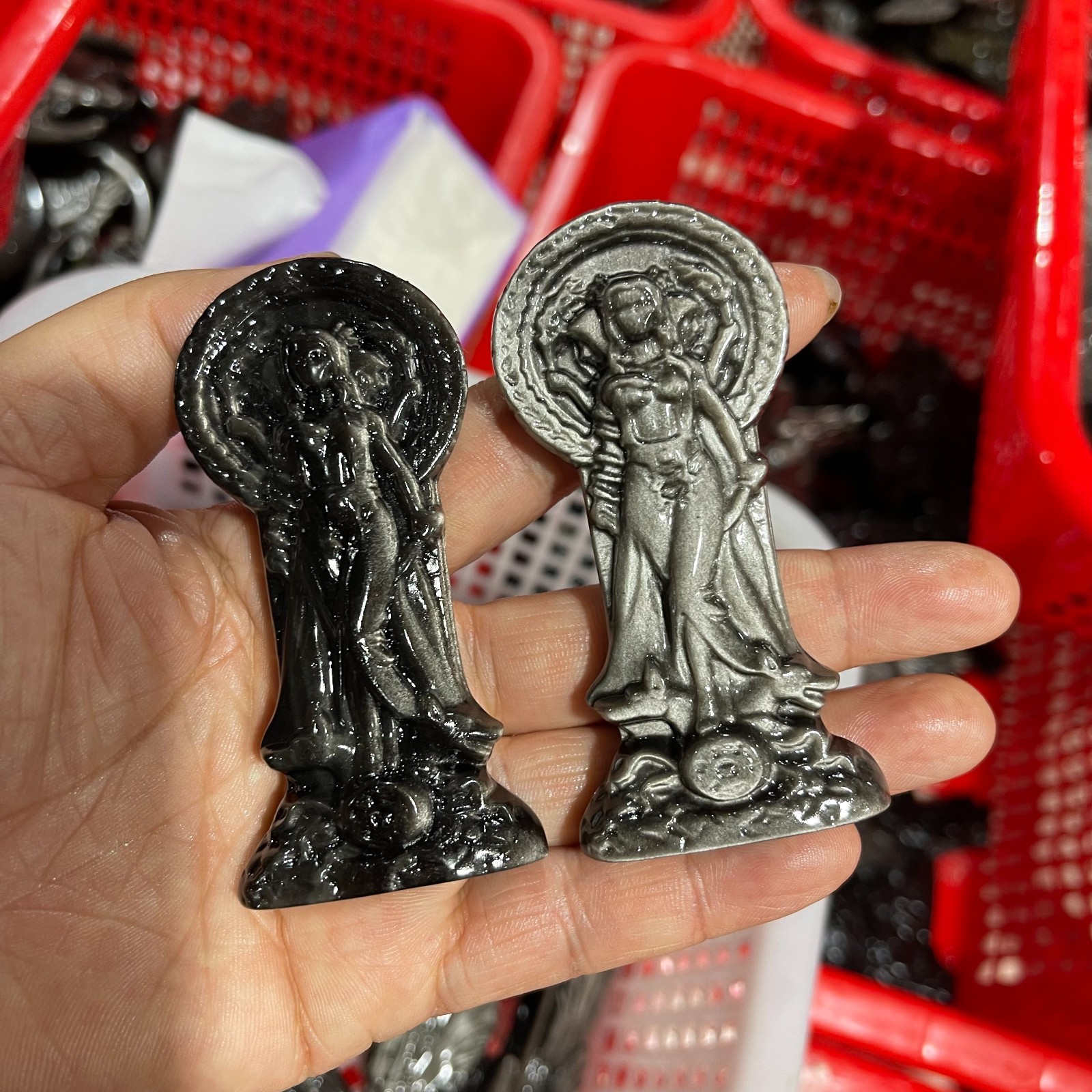 Silver Sheen Obsidian Hecate Goddess Statue,Hand-Carved Greek Moon Goddess 1pc