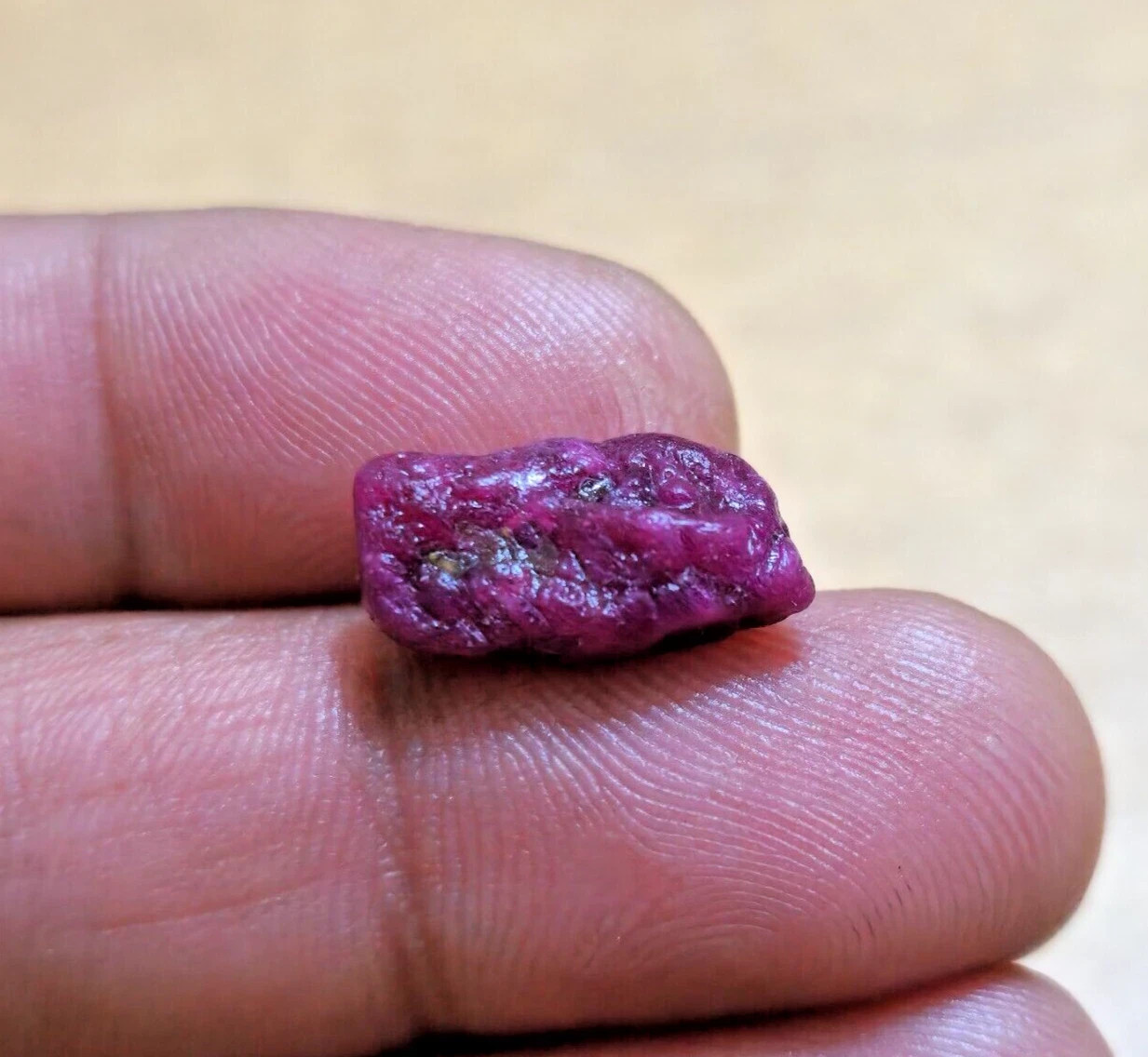 Attractive African Red Ruby 12.45 Crt Raw 17x9x8 MM Red Ruby Rough Gemstone