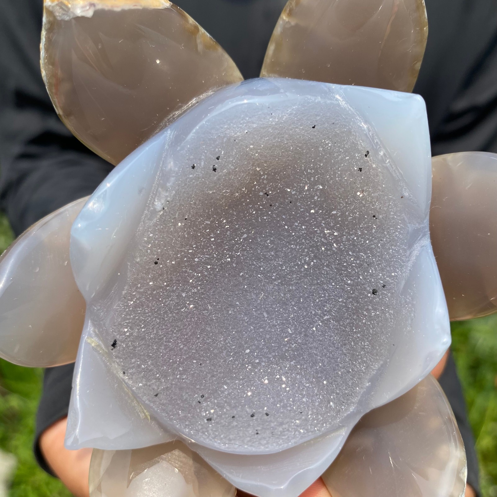 250G Drunken agate lotus hand carved meditation crystal display decoration