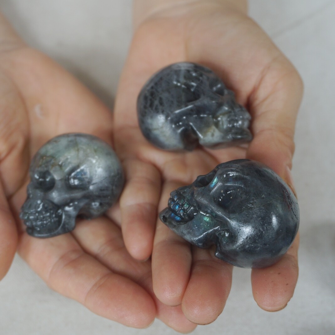 3LB 20 Small Natural Labradorite Quartz Crystal Skull Carving Head Healing 5cm