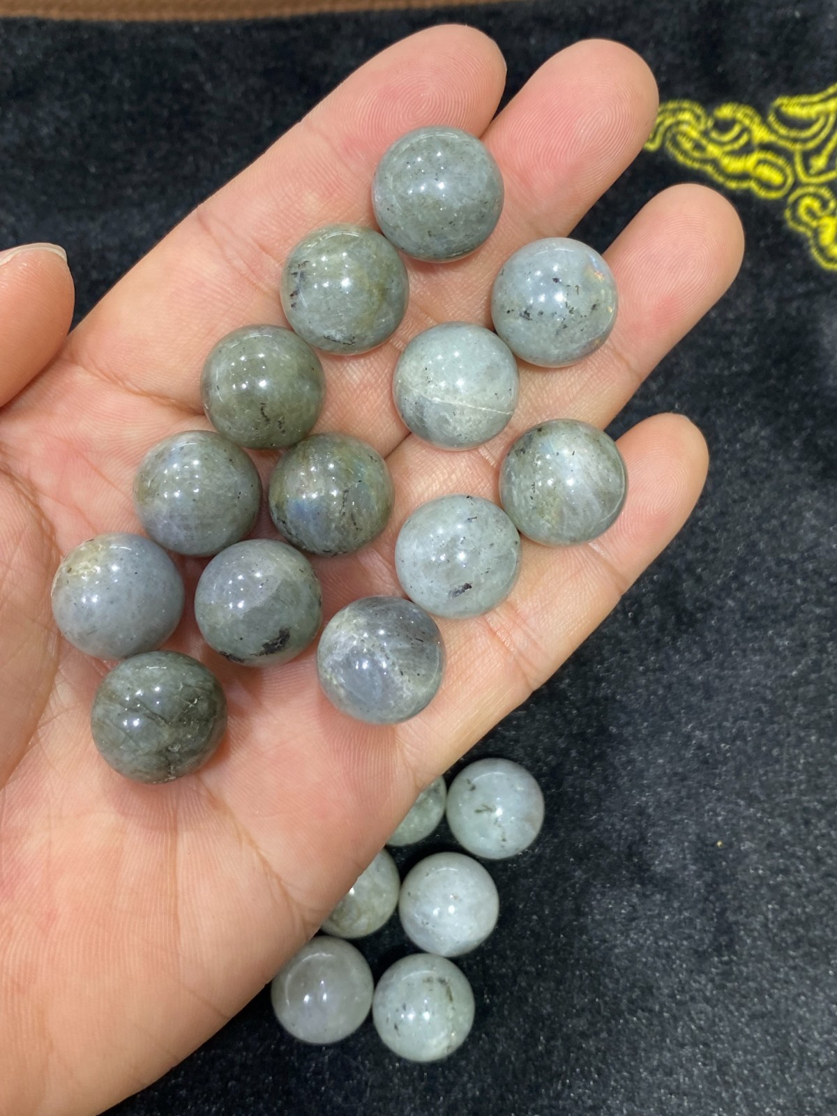 10pcs Natural Labradorite Sphere Carved Quartz Crystal ball 15mm reiki heal gift