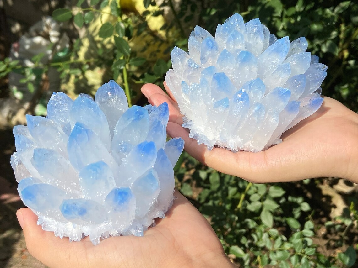 300g+ Clear Quartz Cluster Crystal Blue Quartz Point VUG Mineral Specimen Gift