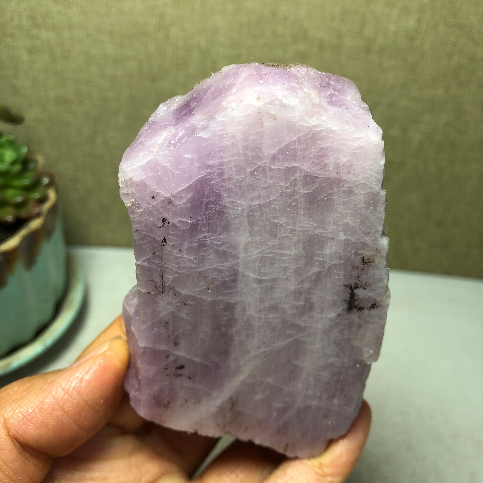 78mm Natural Kunzite Crystal semi-precious rough original Specimen 191g A4197