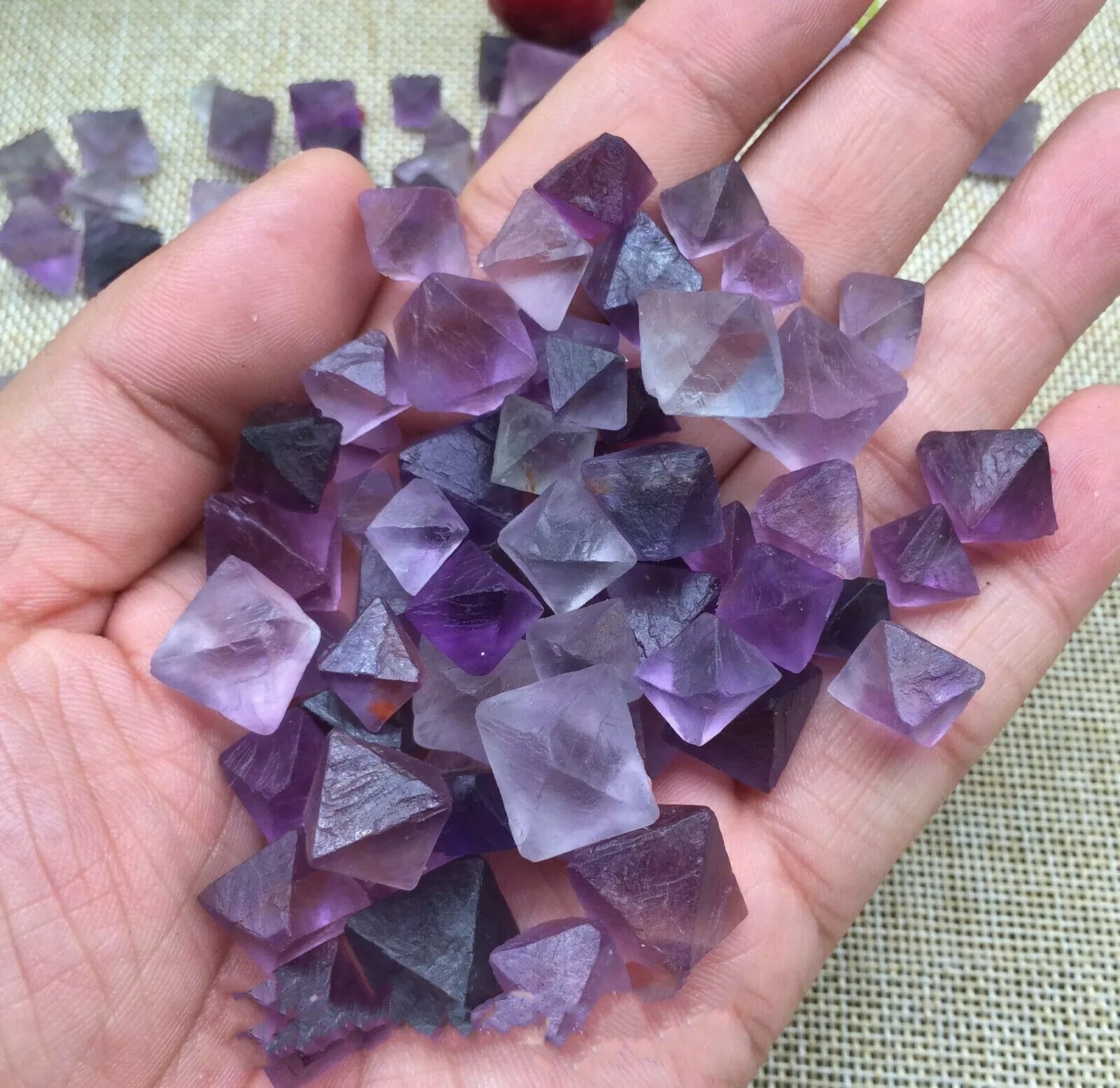 Natural Amethyst Fluorite Octahedron Crystals Healing Stone for Reiki Meditation