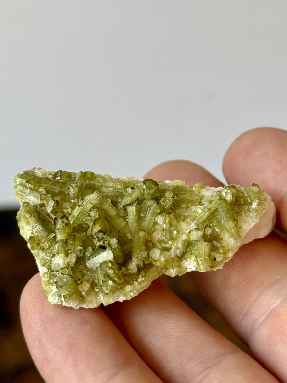 Video-Green Tourmaline w/ Quartz Crystal Skardu, Pakistan 5cm – 22.9g – ID103