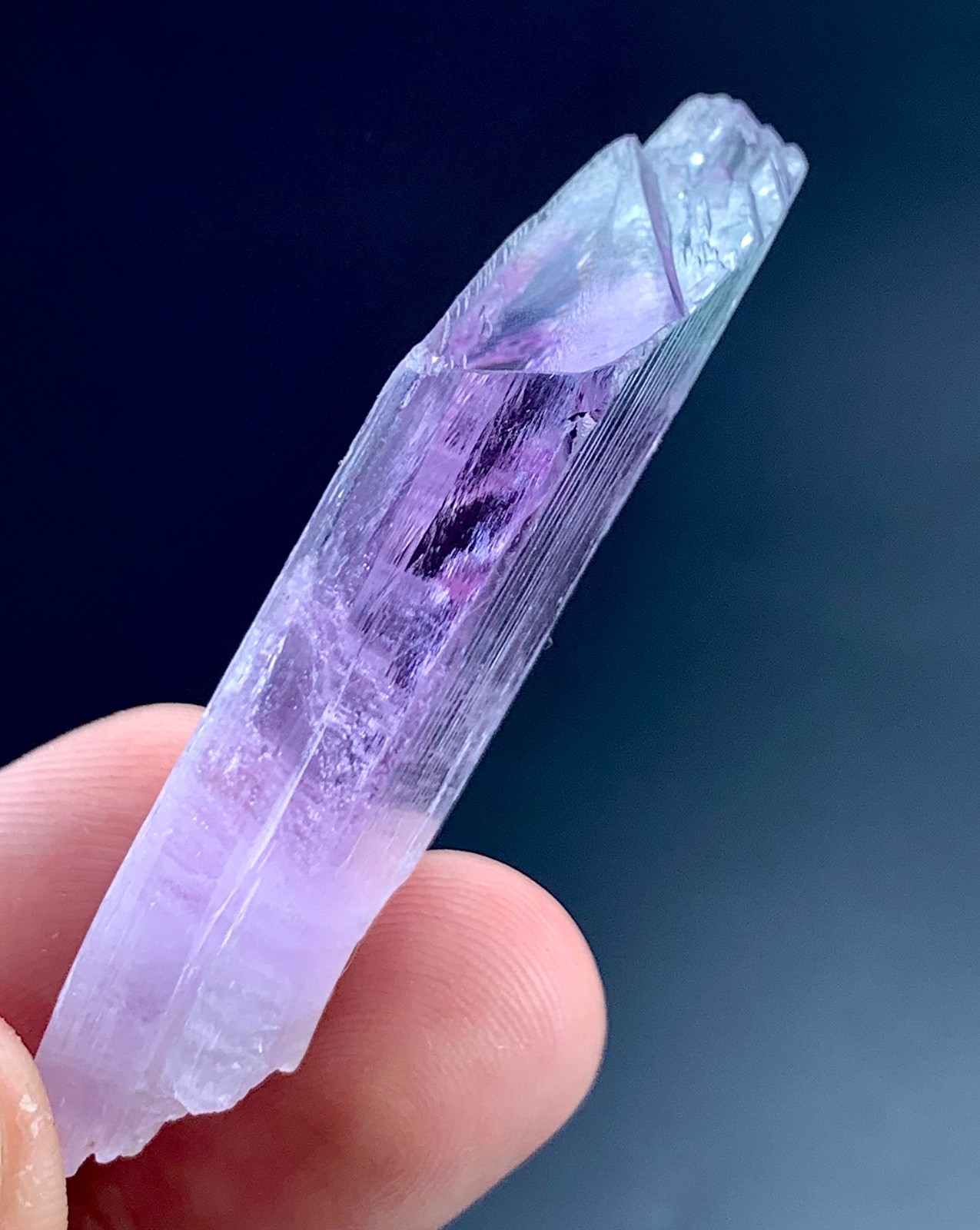 91 Carat Natural kunzite Crystal Specimen From Afghanistan