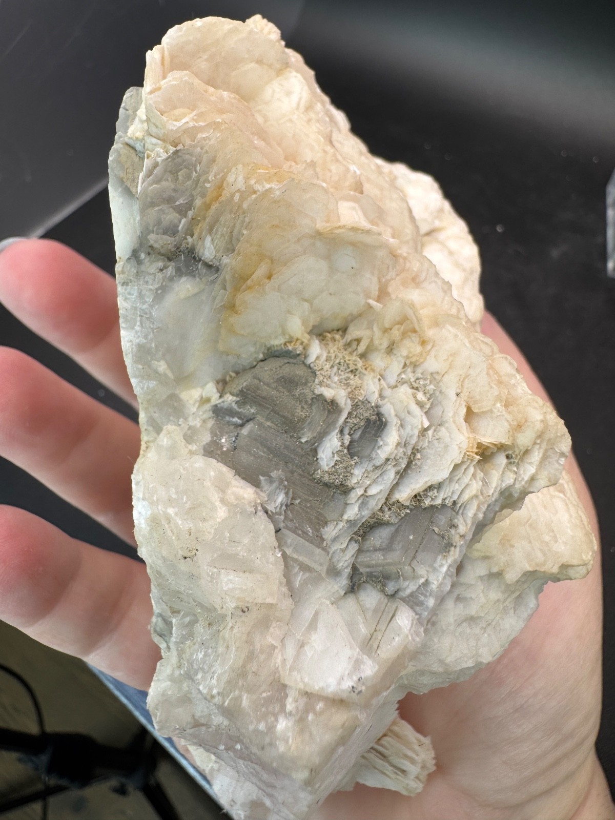6672 Lovely White Petal Calcite with Pink UV Hu Bei 654g