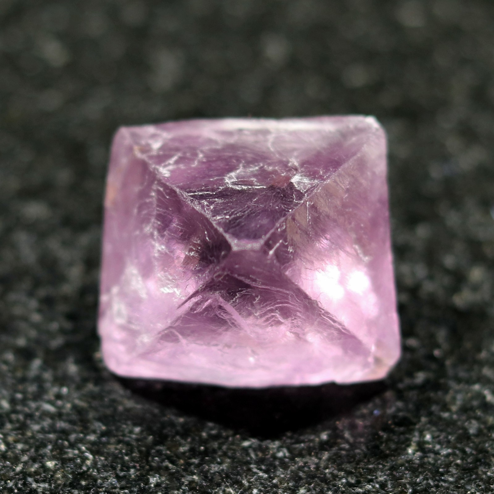 Fluorescent Mineral Specimen: Fluorite Octahedron (FLU61)