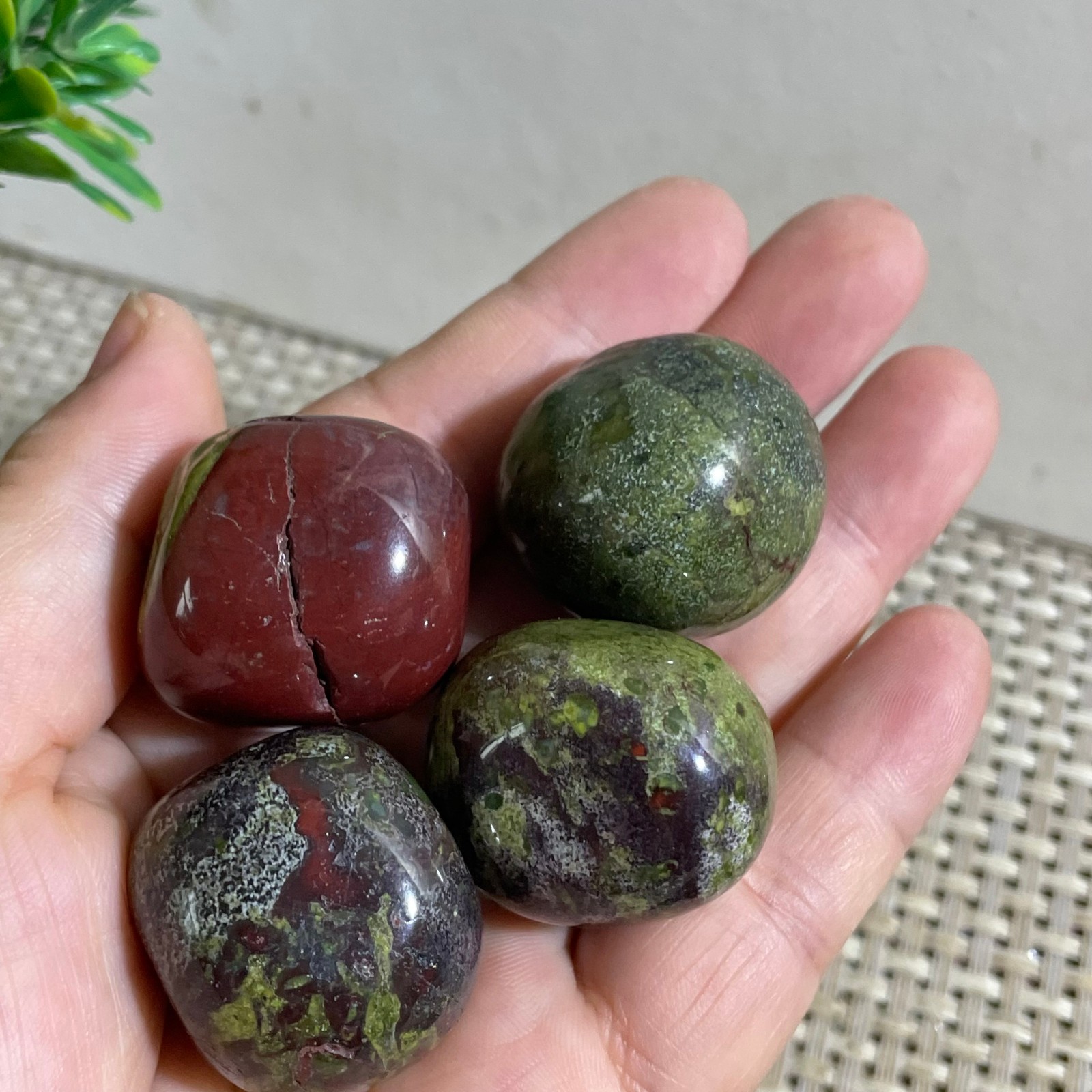 122g Raw Natural dragon blood stone Jasper Rough polished Crystal gemstone