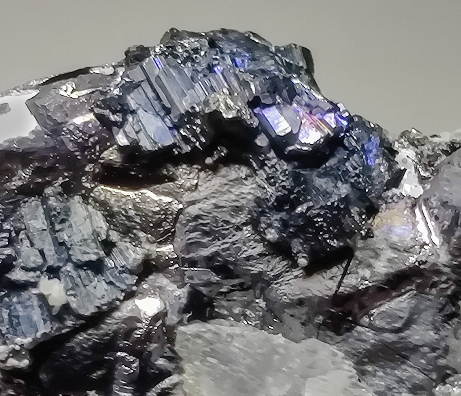 Excellent Fluorite and Calcite crystals on Galena, fluorescent. Peru? 48 grams.