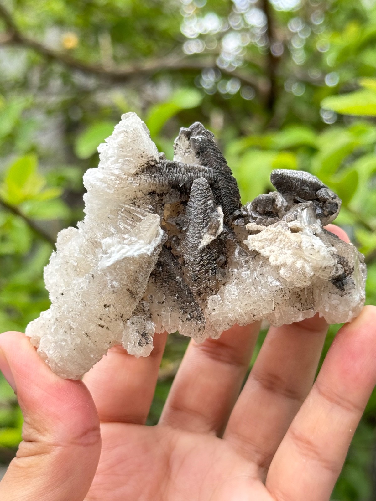 Pointed White and Black Calcite with Scolecite, Indian Minerals Stone