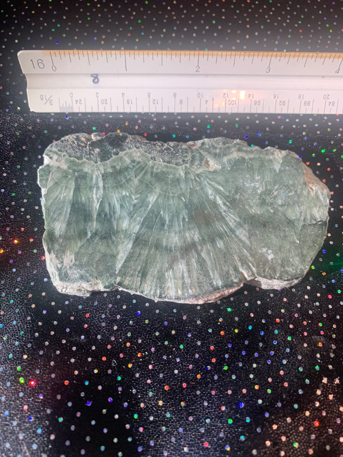 Seraphinite EXCELLENT SPECIMEN olive green crystal flat