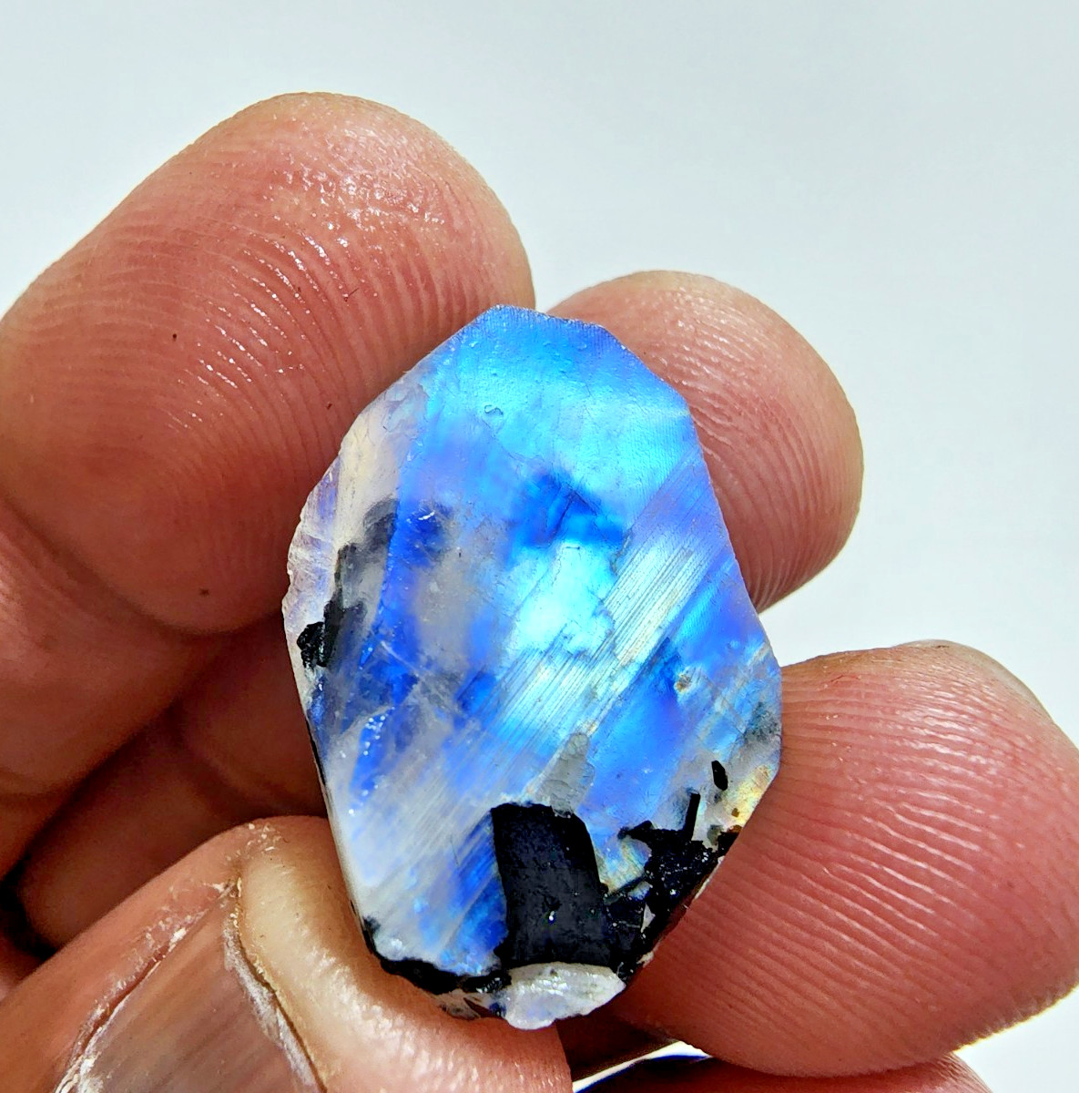 26 Crt Attractive Blue Fire White Rainbow Moonstone Rough Loose Gemstone Jewelry