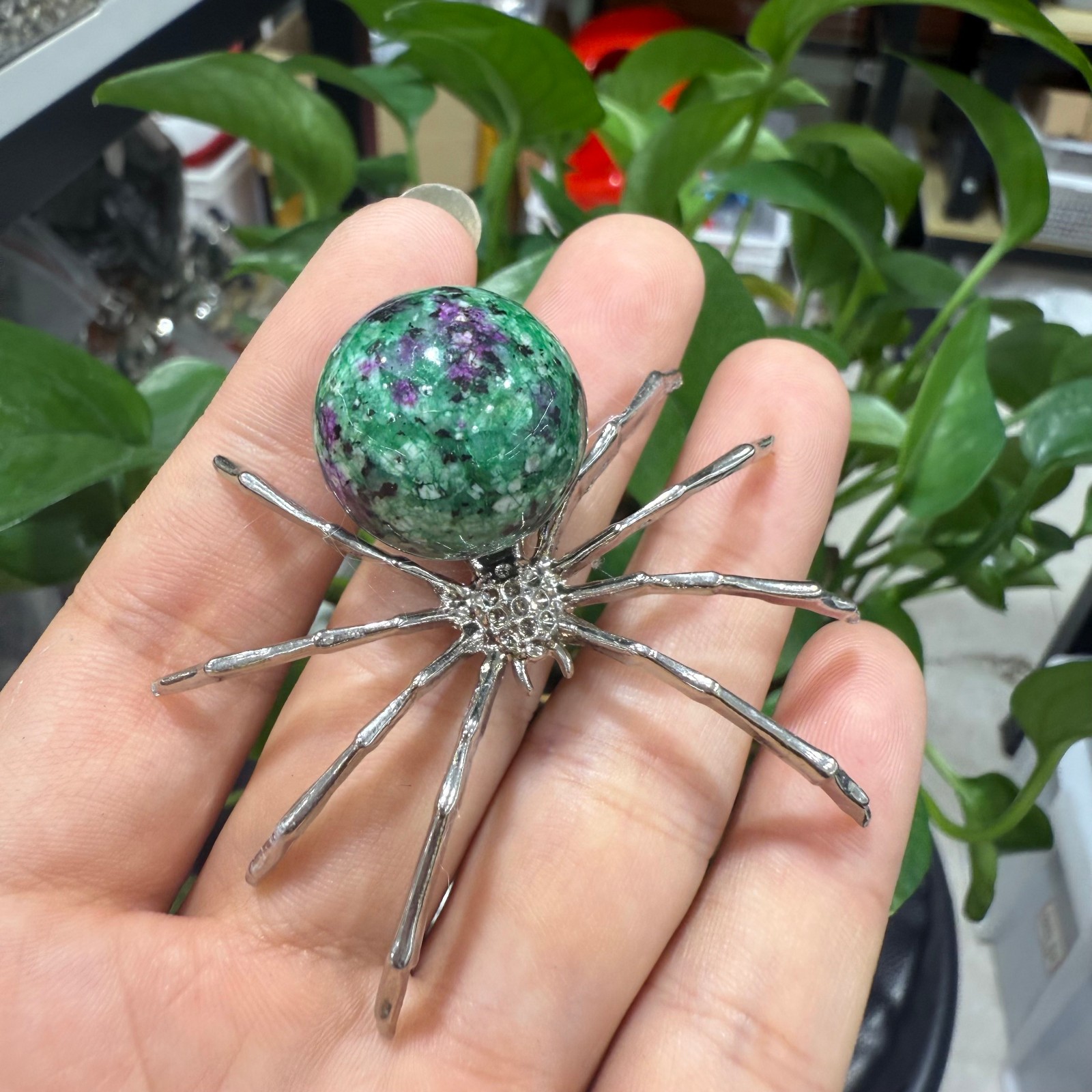 1pc Natural red Green gem Spider Skull Quartz Crystal Carved Reiki Healing