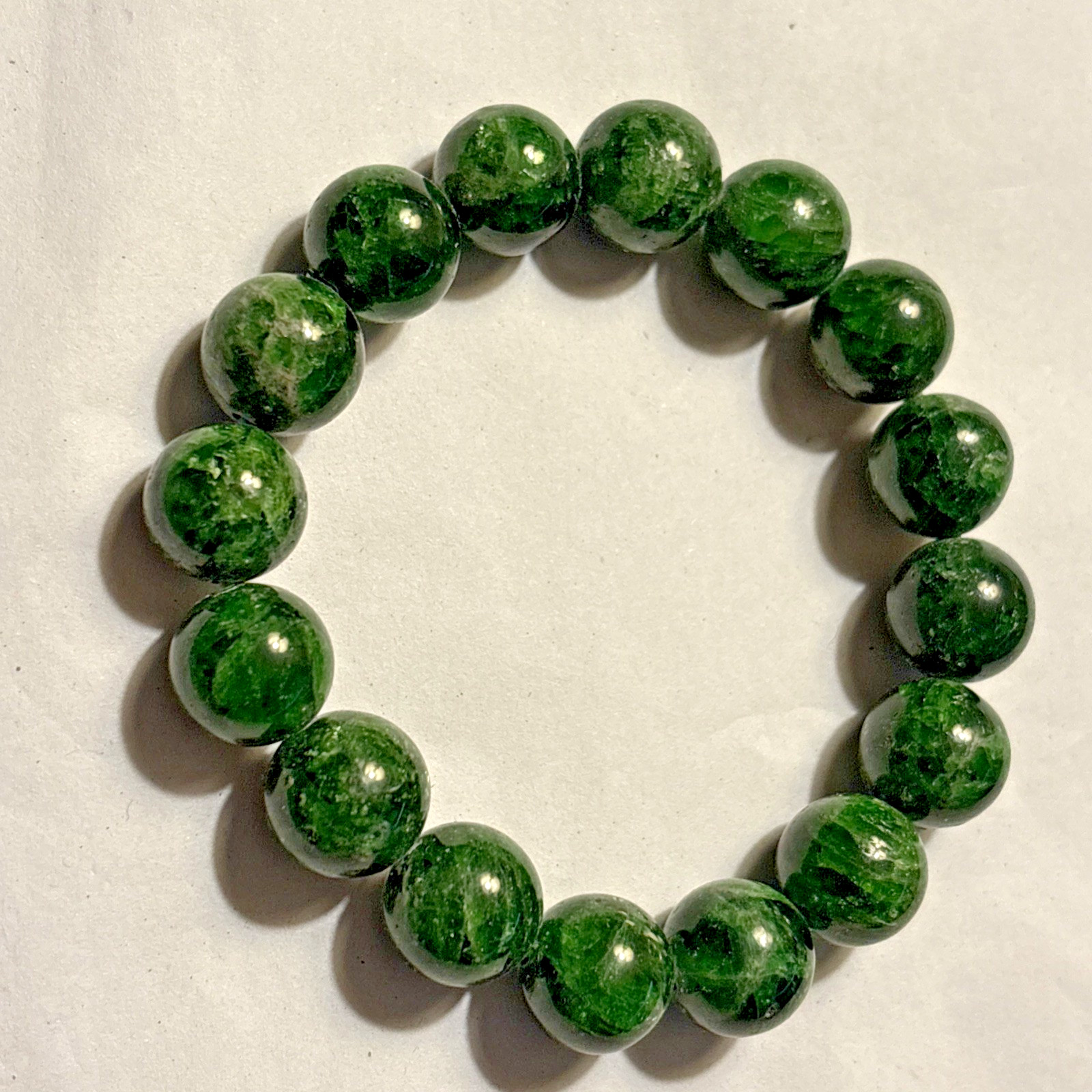 FINE CHROME DIOPSIDE GEM BRACELET FROM RUSSIA – 7.5″ – 13mm ROUND BEADS
