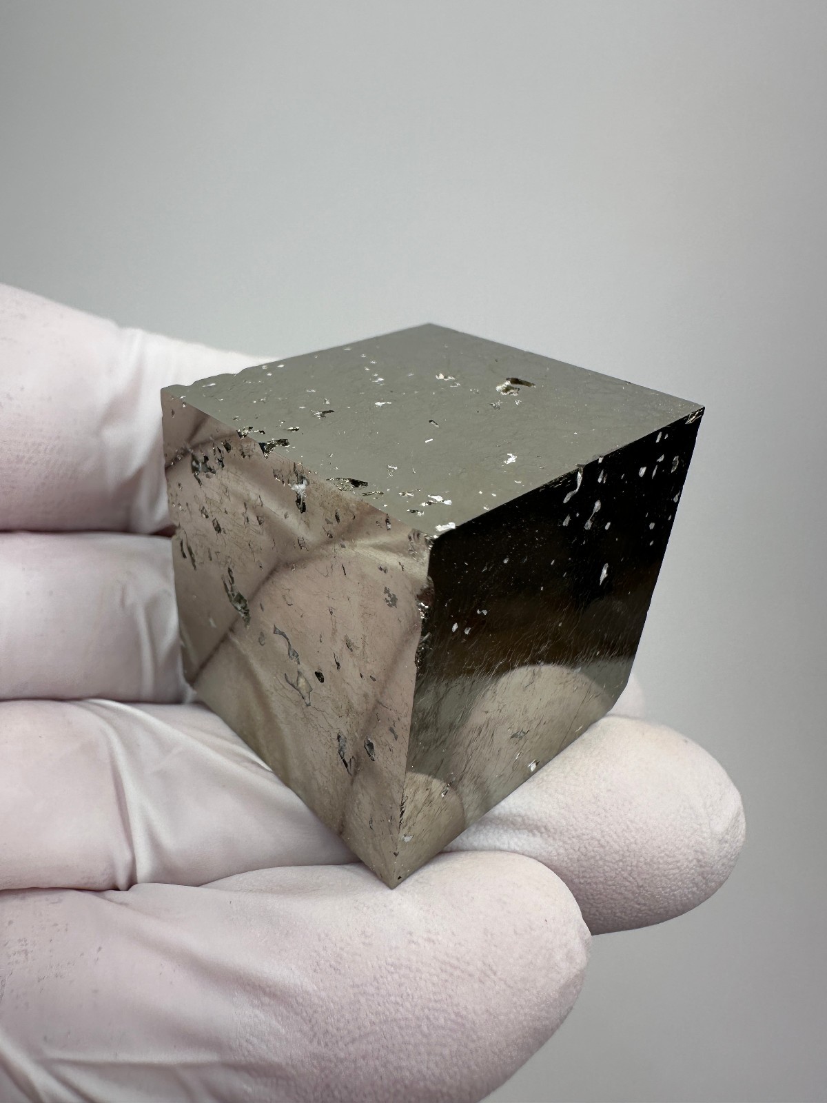 MIRROR SHINE__Beautiful Lusterous 1 1/4 ” Pyrite Cube__Navajun Mine, Spain