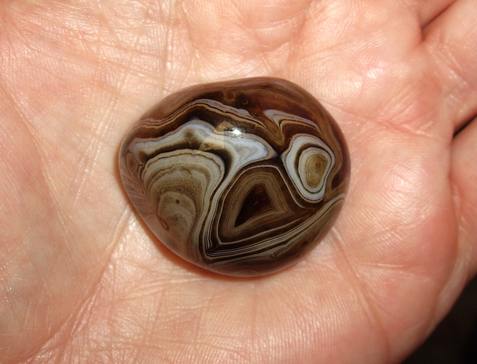 Beautiful Translucent Banded Agate Polished Pebble from Madagascar 28.6g