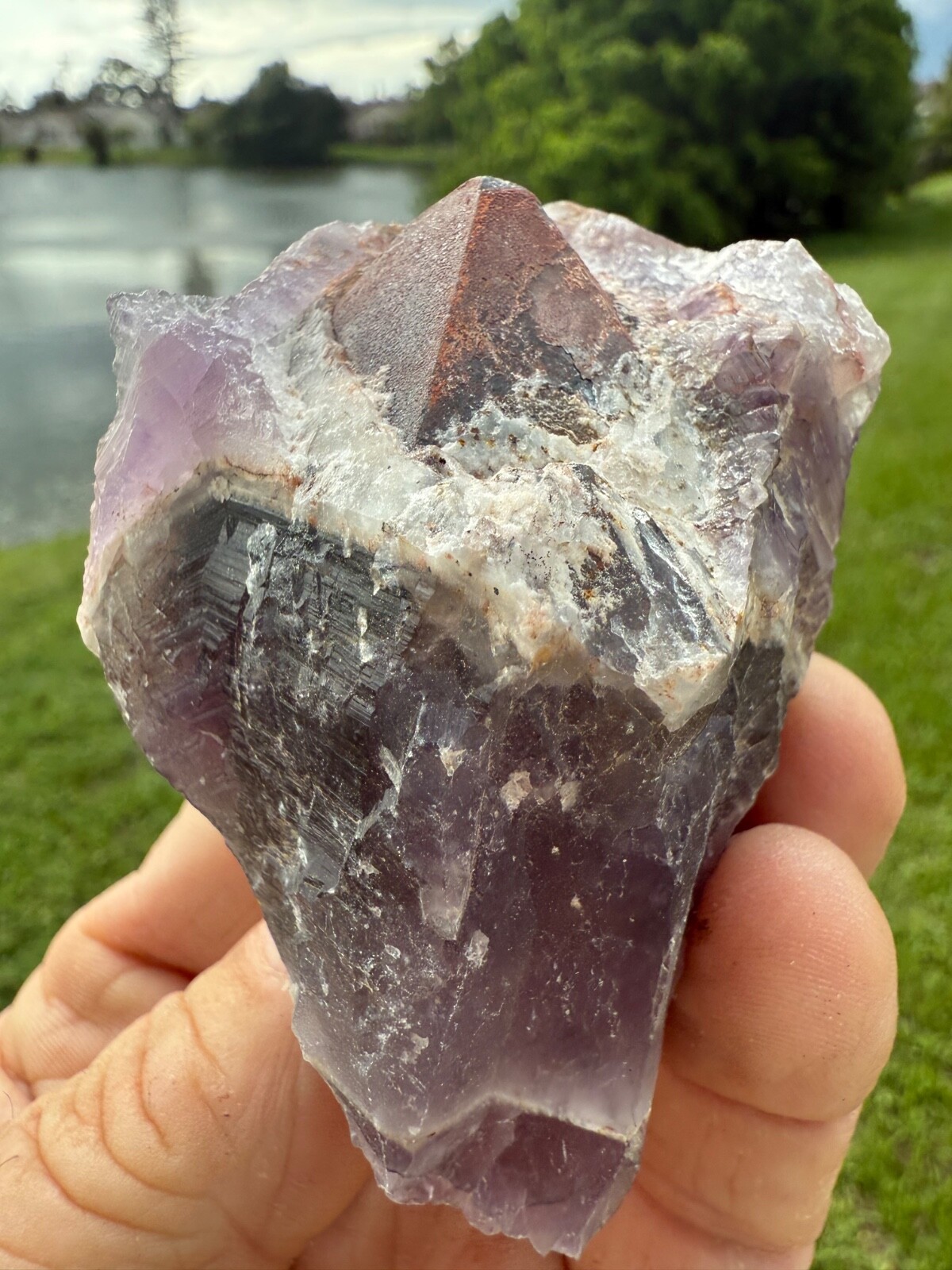 Auralite 23 Crystal Red Cap record keepers from Canada 146 grams 2.5″