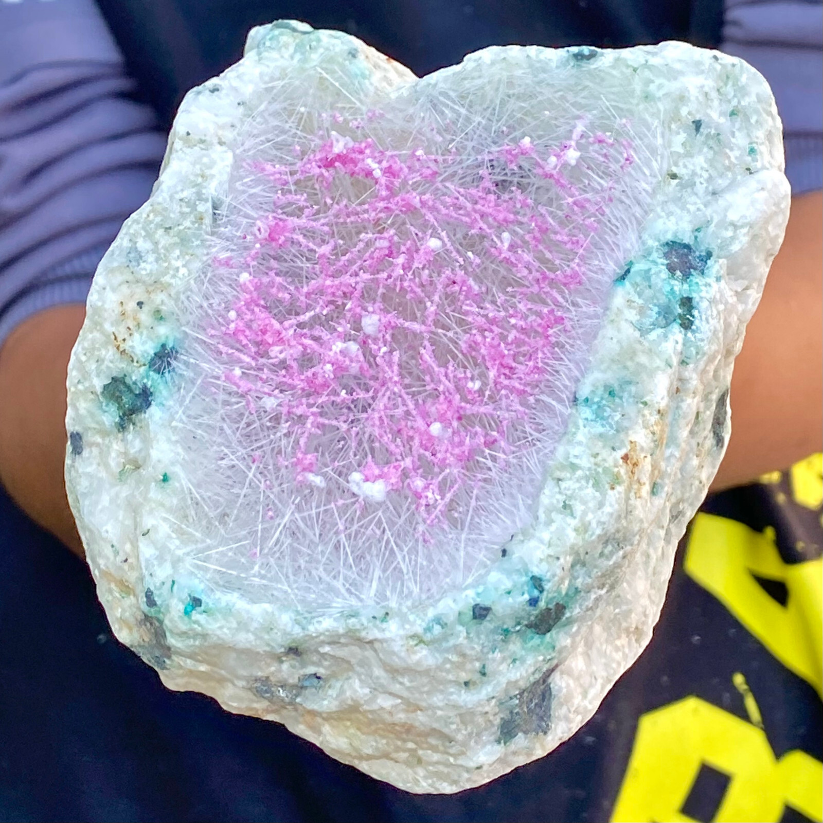 1.92LBRestoration of Needle Pink Iron Ore Crystal Quartz Energy Mineral Specimen