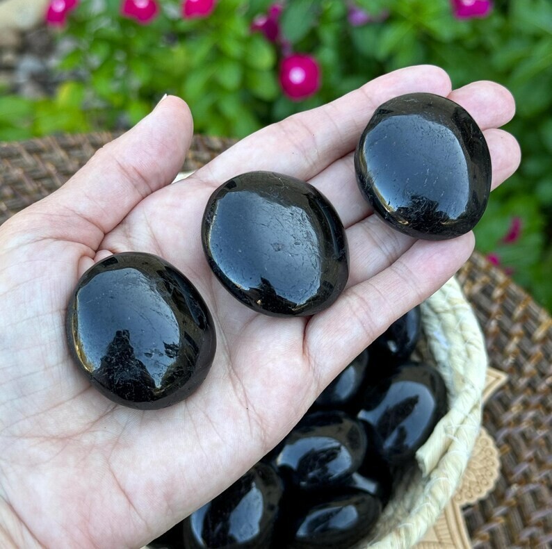 1PC Black Tourmaline Tumbled Pocket 5cm Stone Polished Crystal Decor Collection