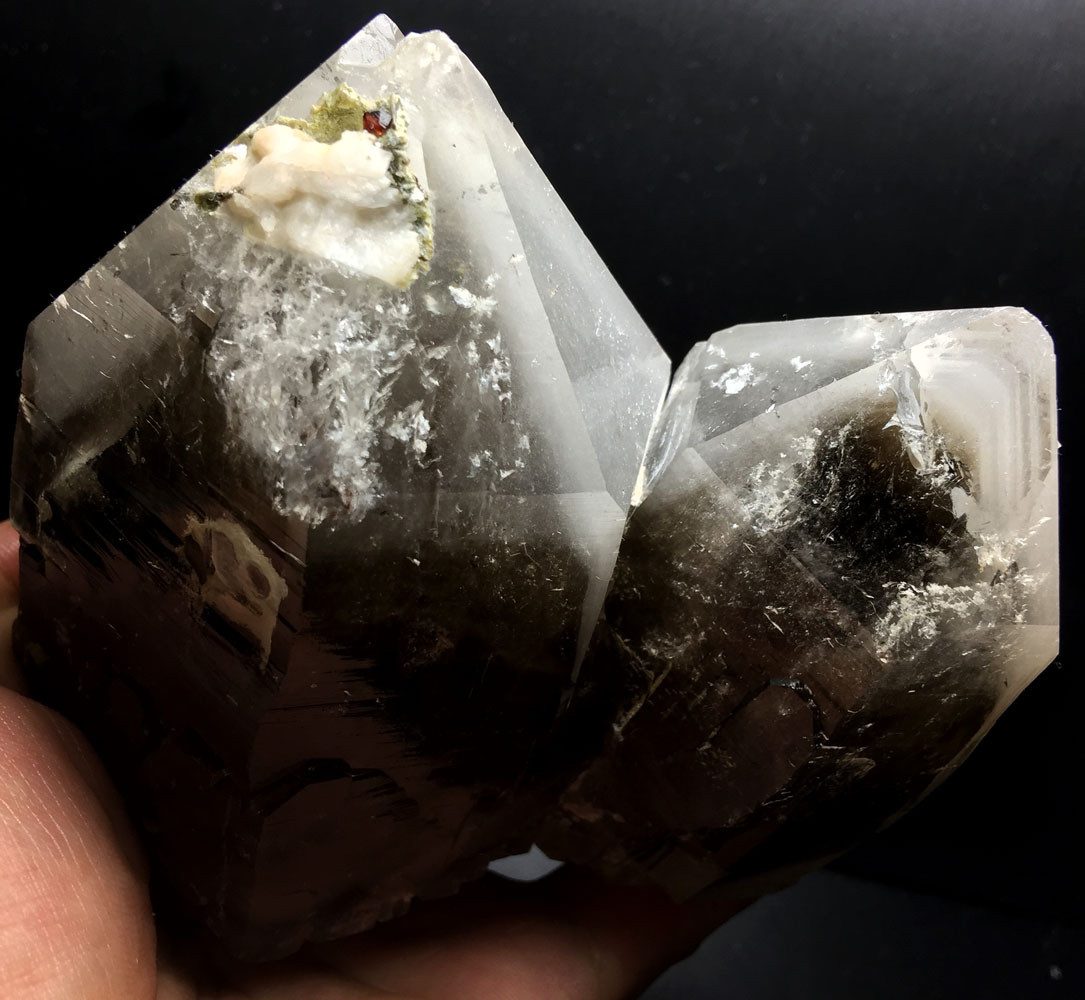 902g Natural Japanese Twins SMOKY Quartz Japan Law QUARTZ crystal Point &Pyramid