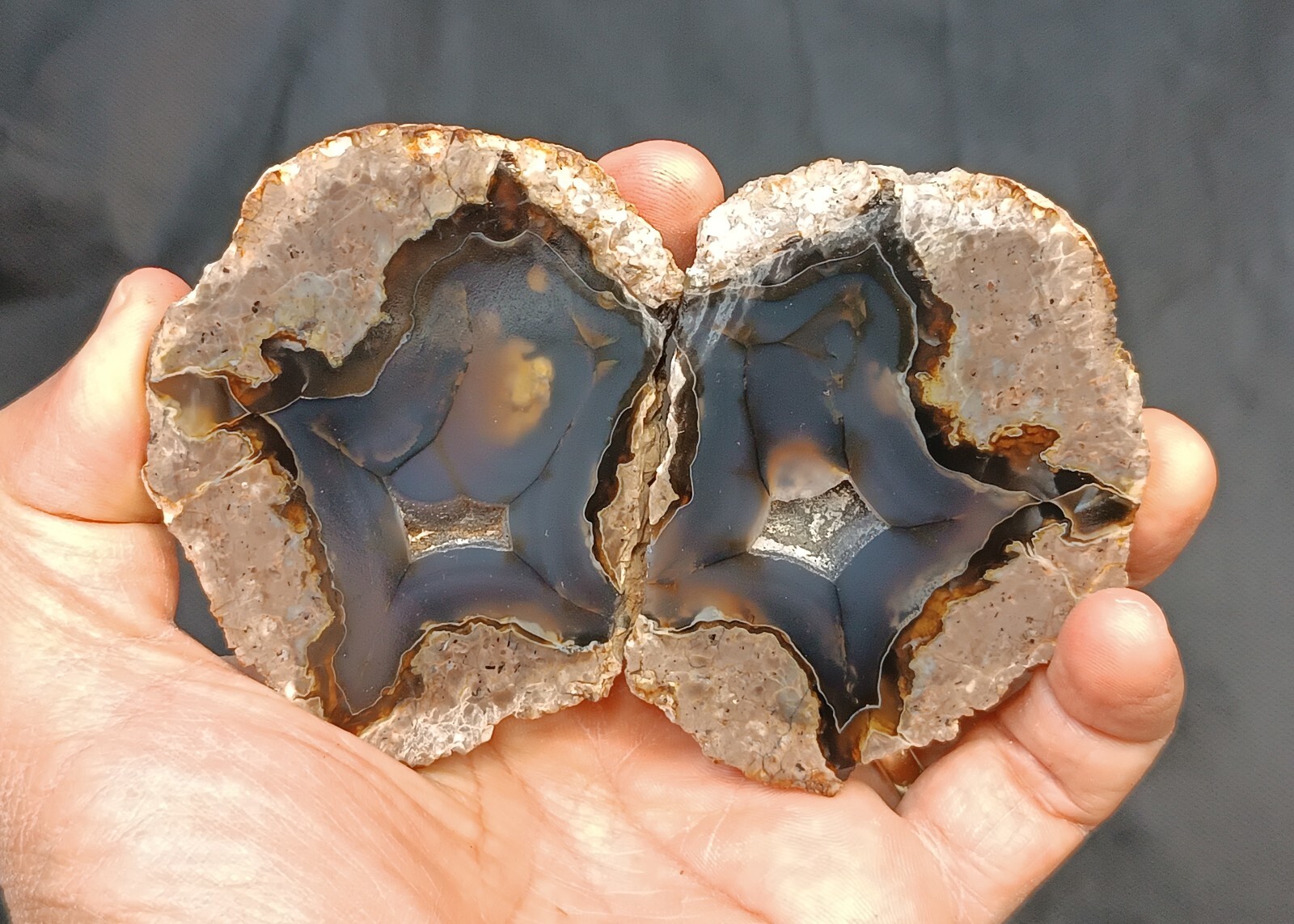 375g/0.83 lb turkish thunderegg agate stone rough, customs duty included