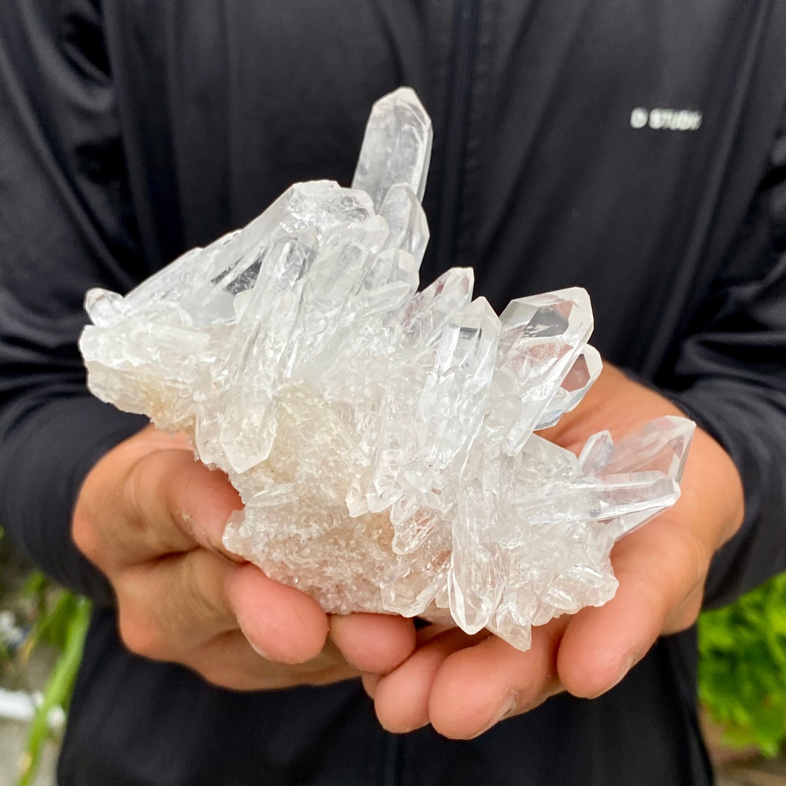 357G A+++Natural white Crystal Himalayan quartz cluster /mineralsls