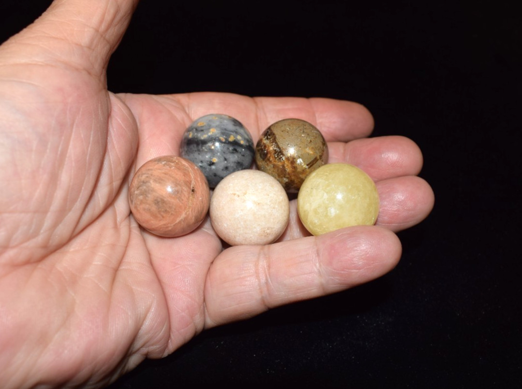 👀⏩ Lot of 5 Choice Picks Mixed Mineral Collector Marbles Toe🦶Braker Size 1.00
