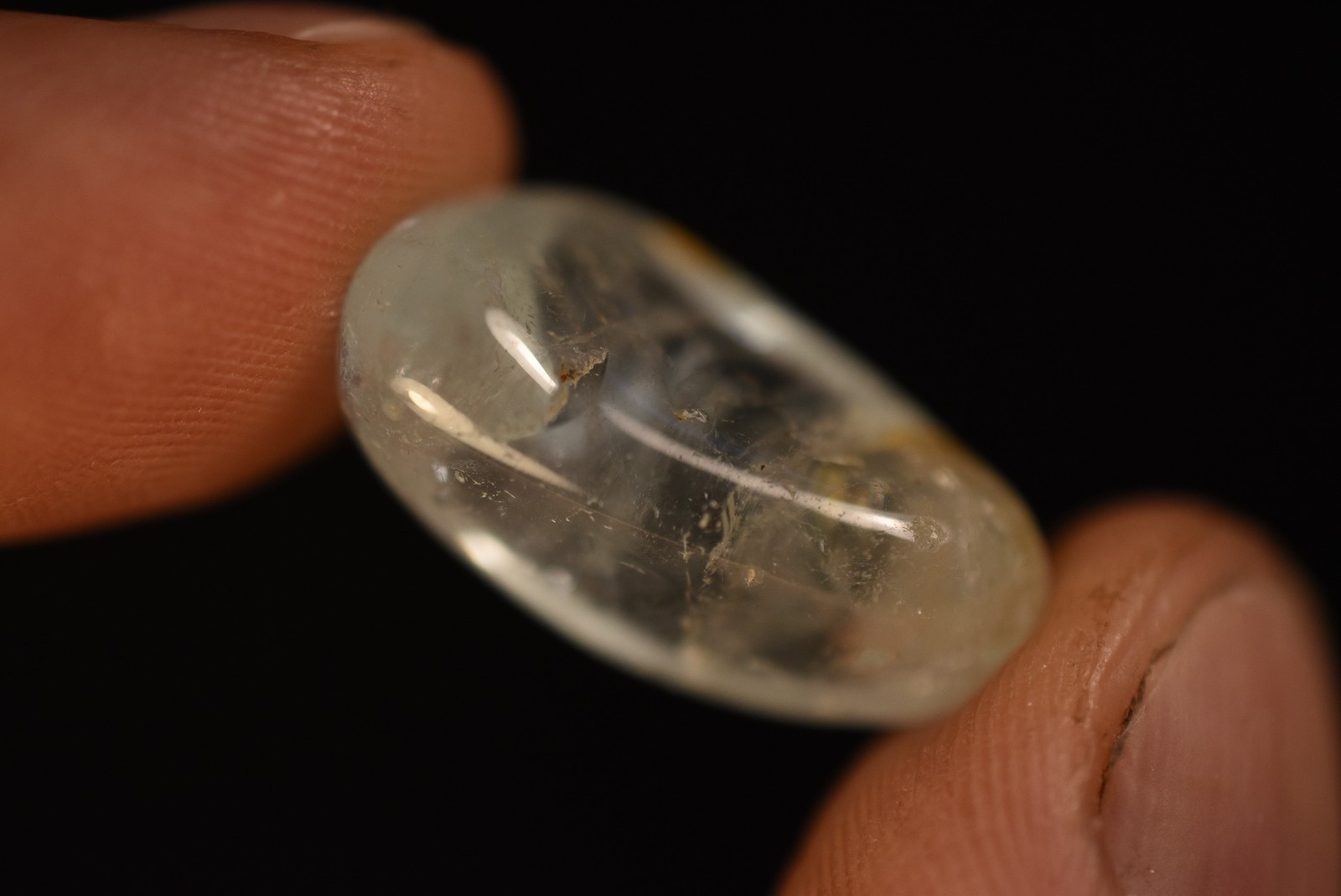 *BLUE TOPAZ* Tumbled Stone 2.4cm 7.8g Natural Clear Specimen